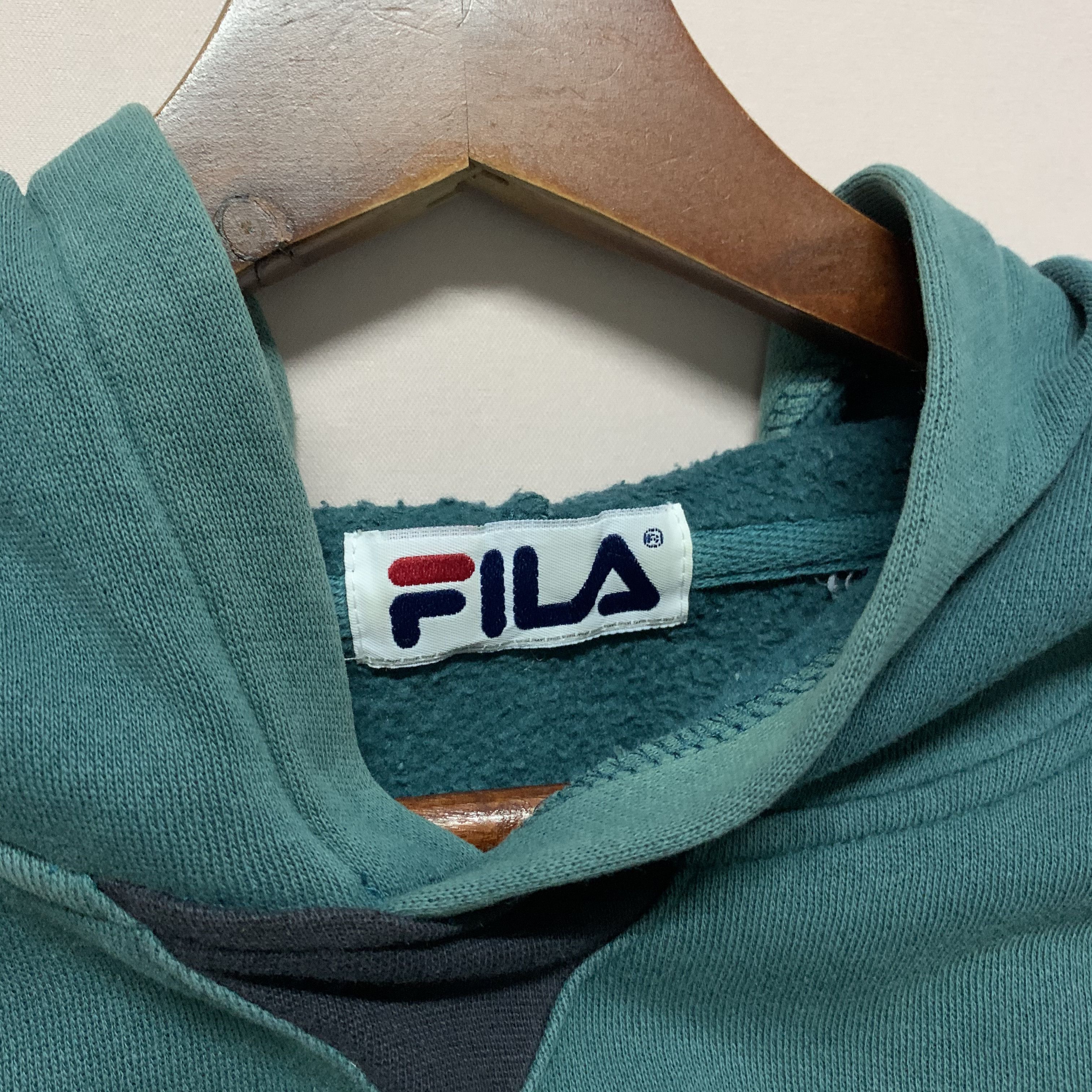 Fila 1990’s Vintage Fila Spell Out Hooded Sweater Sweatshirt Size US L / EU 52-54 / 3 - 7 Thumbnail