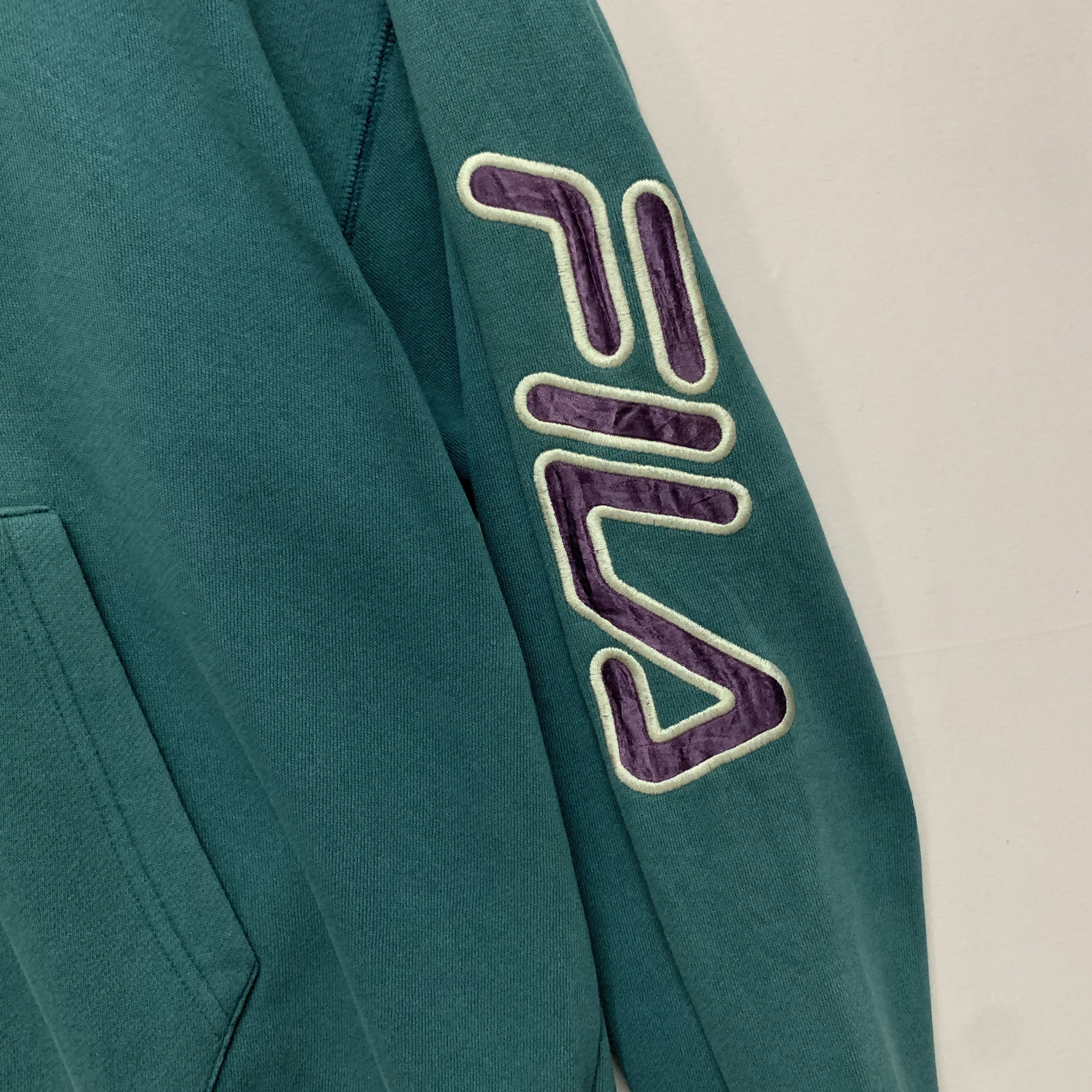 Fila 1990’s Vintage Fila Spell Out Hooded Sweater Sweatshirt Size US L / EU 52-54 / 3 - 4 Thumbnail