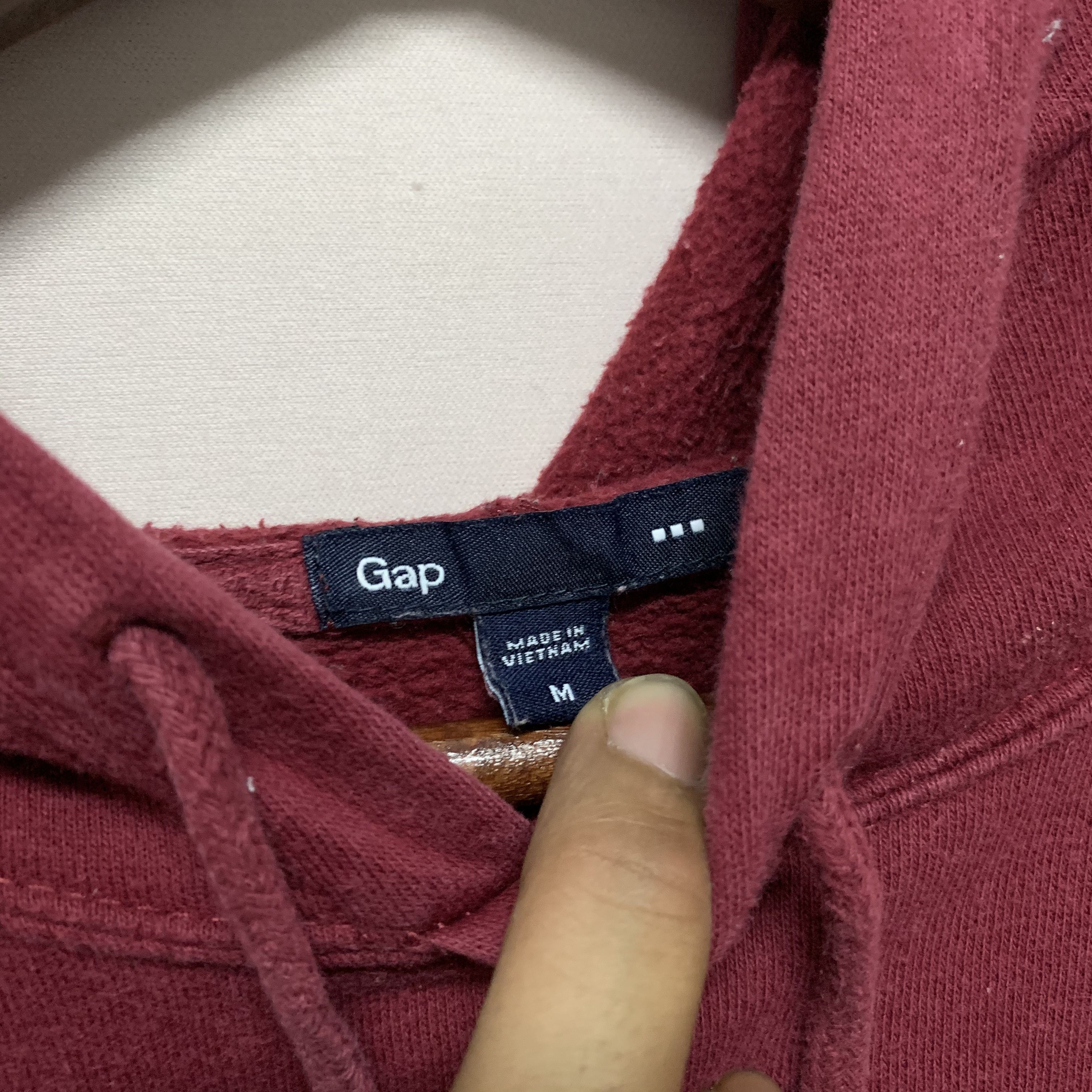 Gap Vintage Gap Streetwear Hooded Sweatshirt Sweater Size US M / EU 48-50 / 2 - 5 Thumbnail