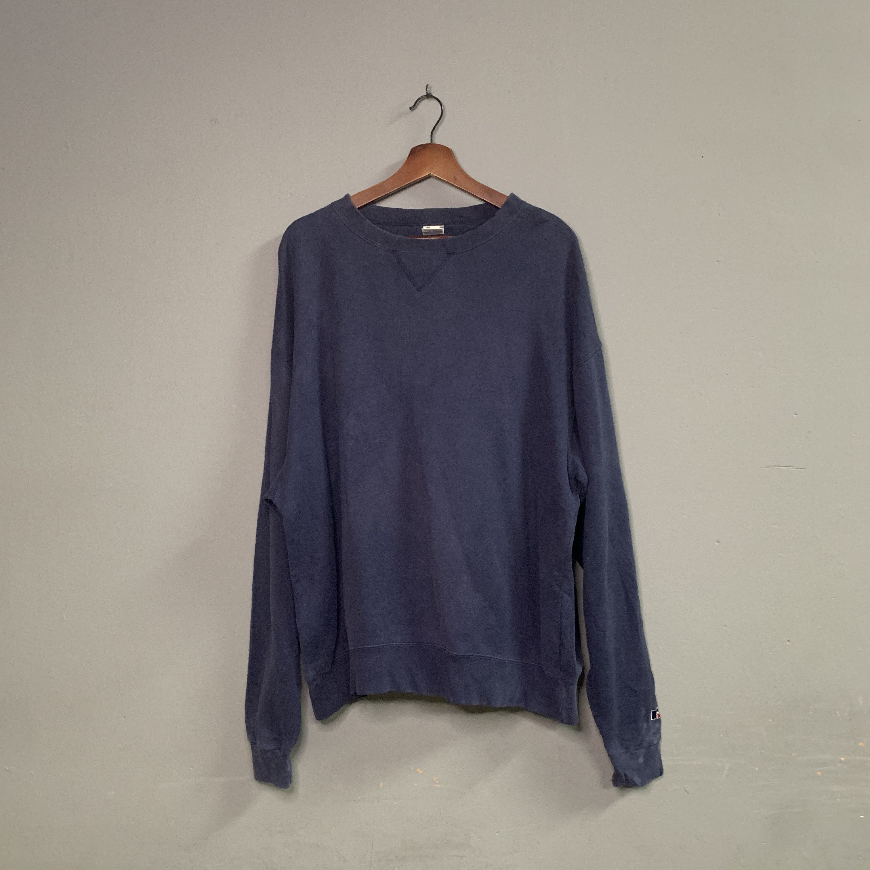 Russell Athletic ⚡️ FLASH SALE ⚡️ 1990’s Vtg Russell Athletic Blank Sweater Size US XL / EU 56 / 4 - 1 Thumbnail