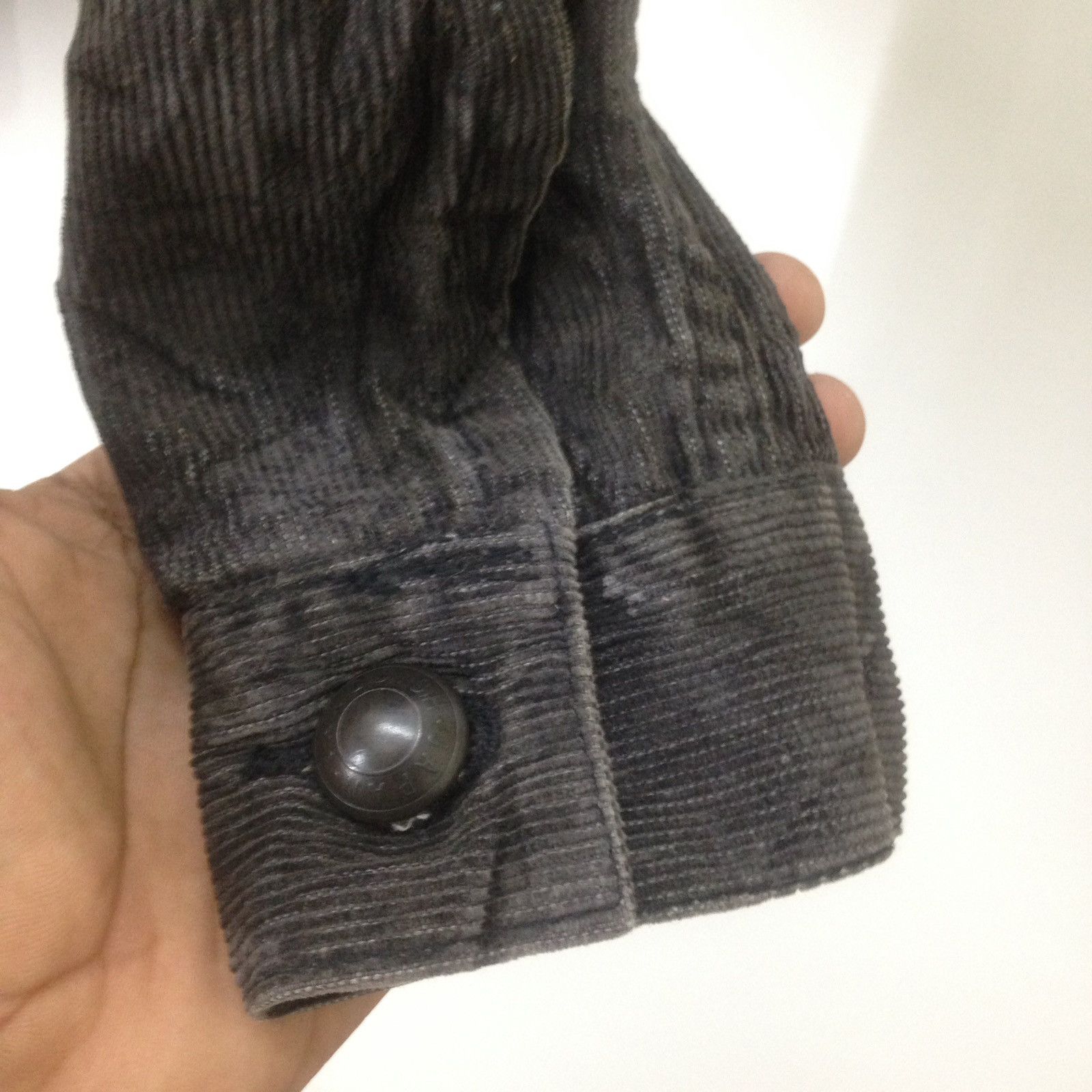 Vanquish Distressed Vanquish corduroy Velvet Jacket Size US M / EU 48-50 / 2 - 3 Thumbnail