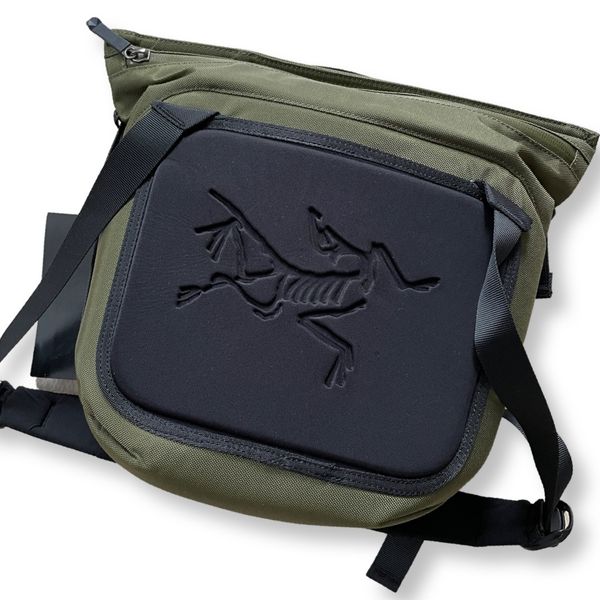 Satchel ARC'TERYX Black in Polyester - 39563283