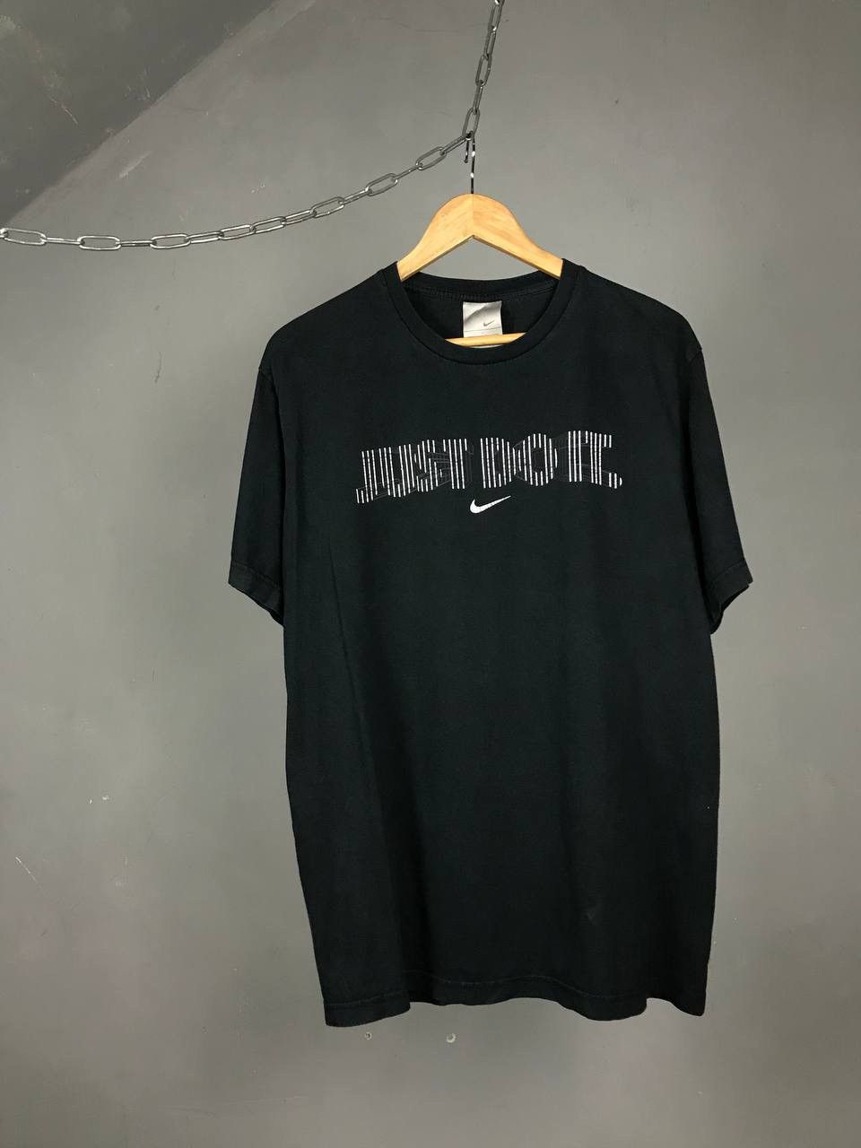 Nike × Vintage Nike swoosh streetwear vintage center logo tee Size US L / EU 52-54 / 3 - 1 Thumbnail