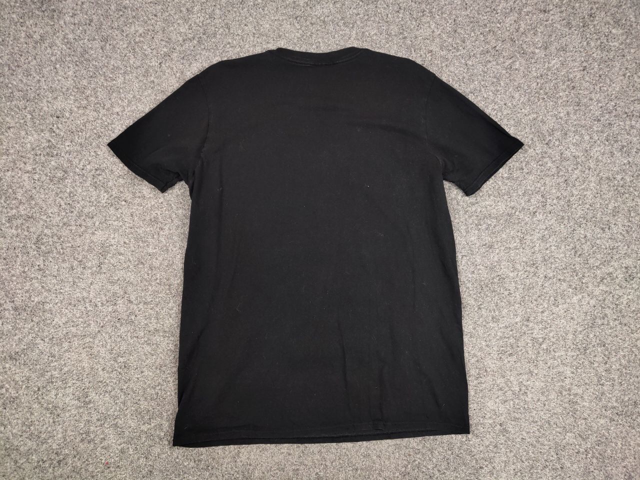 Band Tees Vintage Thin Lizzy Killer on the Loose T Shirt Band Tees Size US M / EU 48-50 / 2 - 14 Thumbnail
