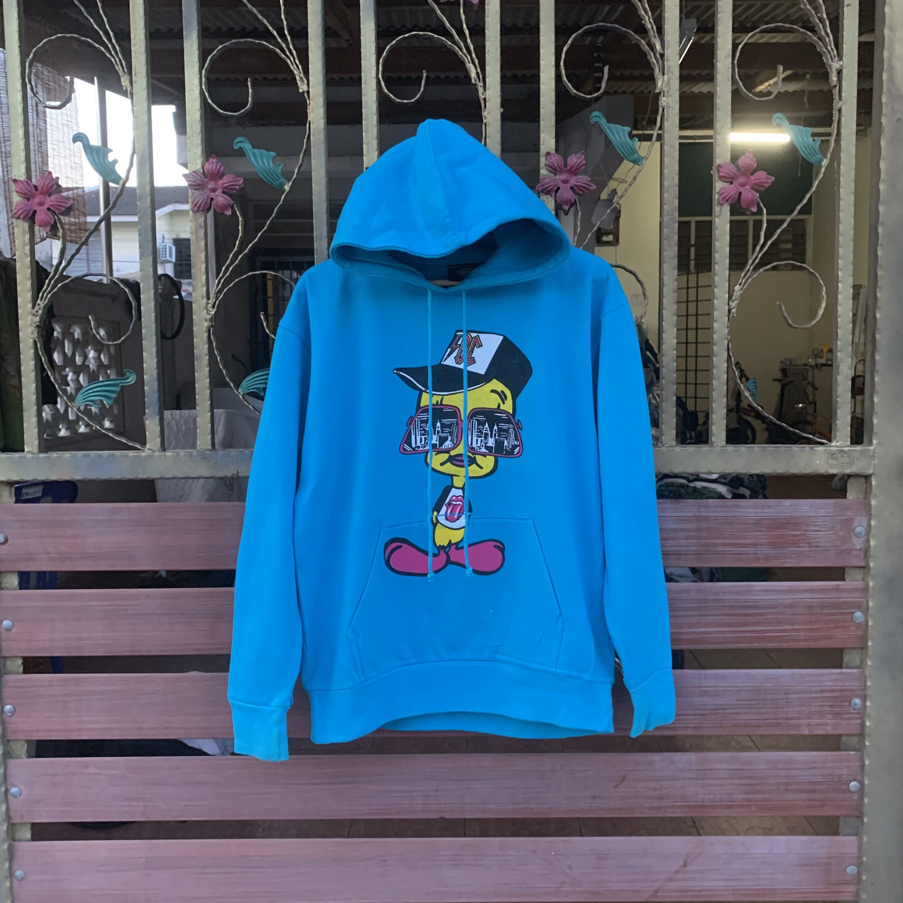 AC/DC Japanese Vintage Duck Hooded Pullover Sweater Nice Design Size US M / EU 48-50 / 2 - 1 Thumbnail
