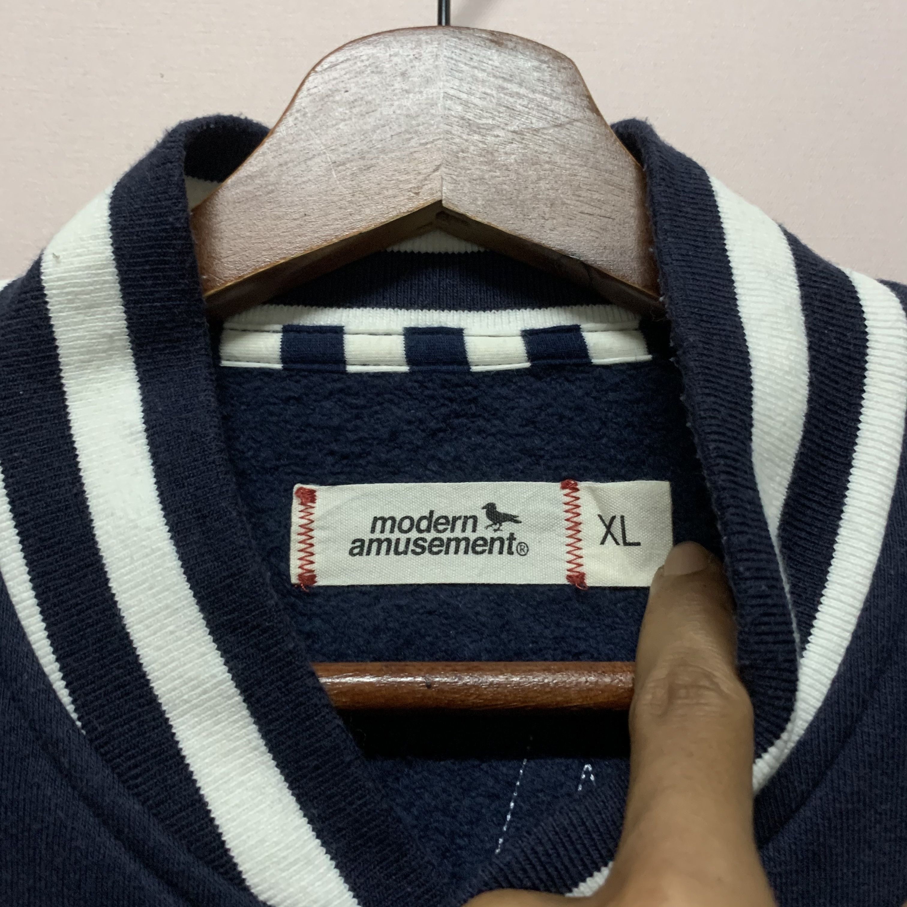 Modern Amusement Vintage Modern Amusement Embroidery Logo Varsity Jacket Size US M / EU 48-50 / 2 - 6 Thumbnail