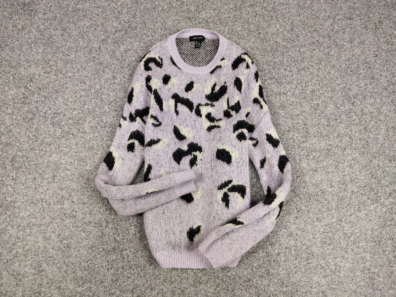 Japanese Brand Vintage 90s Japanese Sweaters Knitwear crew chak leopard Size US S / EU 44-46 / 1 - 10 Thumbnail