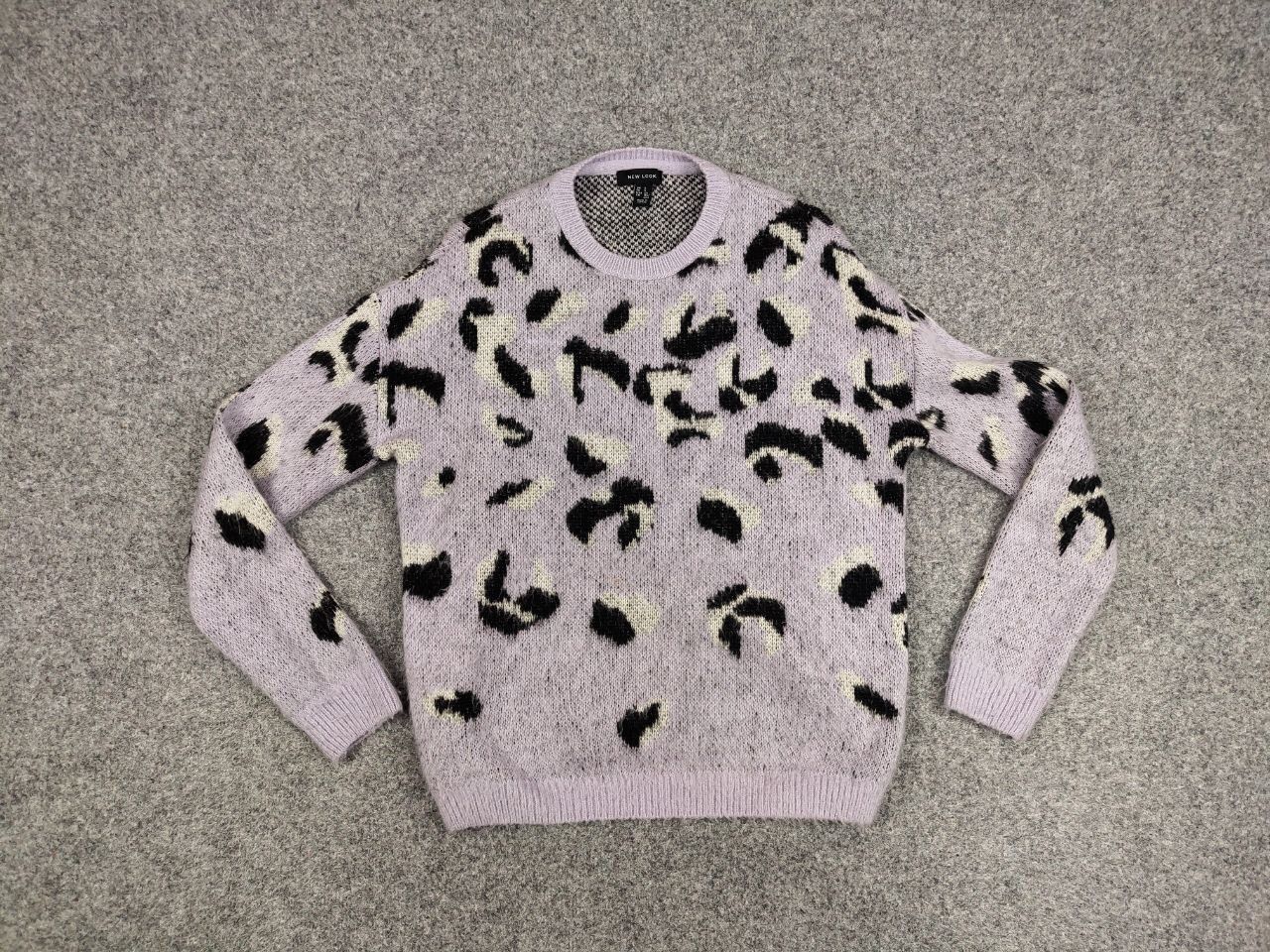 Japanese Brand Vintage 90s Japanese Sweaters Knitwear crew chak leopard Size US S / EU 44-46 / 1 - 12 Thumbnail