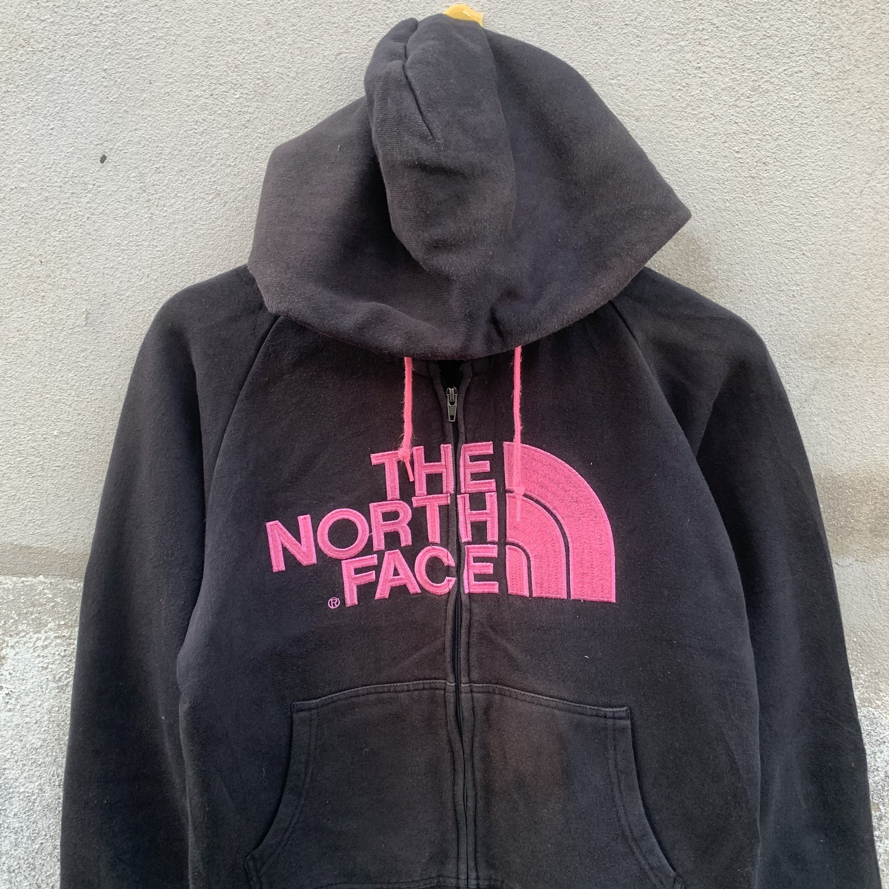 The North Face Vintage TNF The North Face SpellOut Hooded Pullover Size US S / EU 44-46 / 1 - 2 Thumbnail