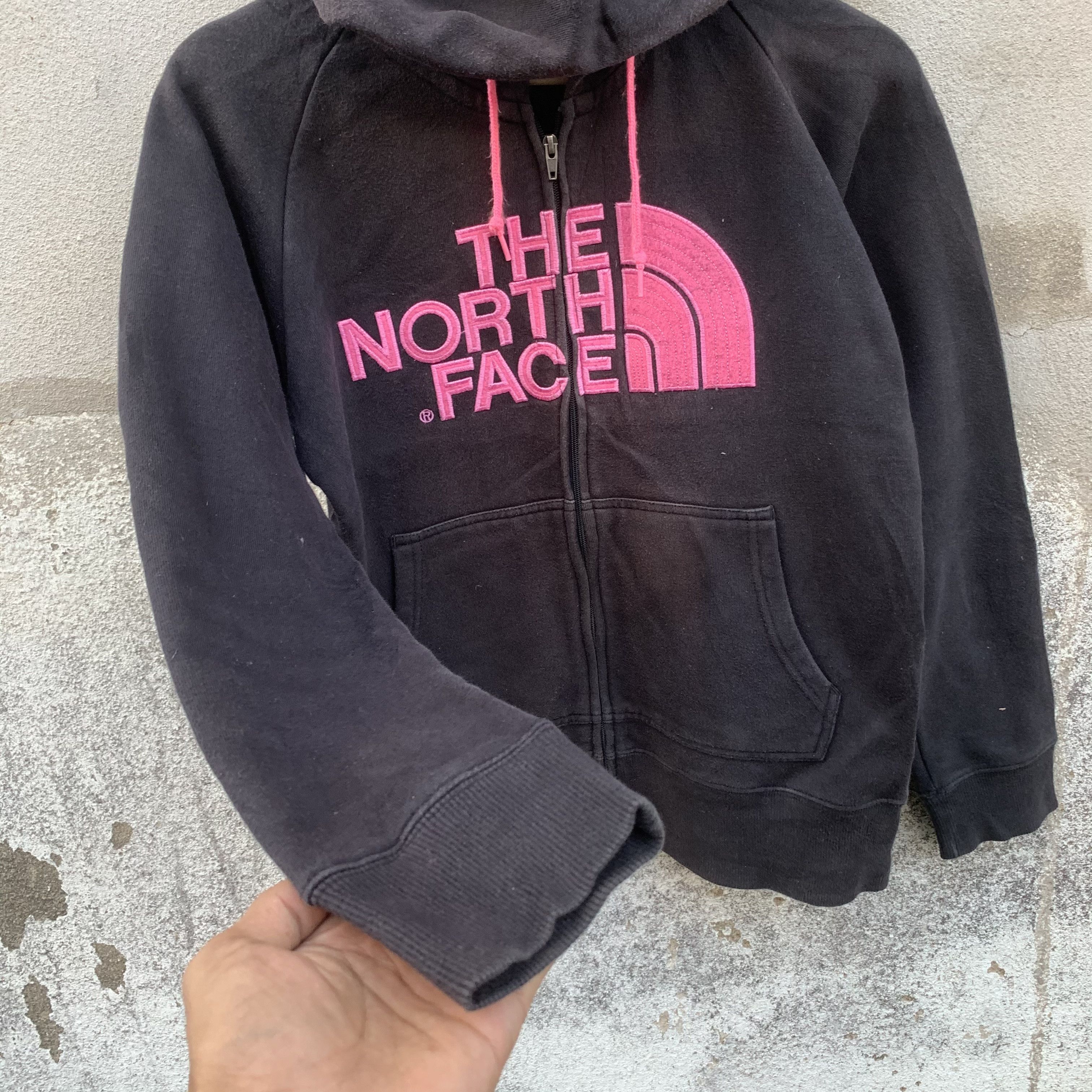 The North Face Vintage TNF The North Face SpellOut Hooded Pullover Size US S / EU 44-46 / 1 - 3 Thumbnail