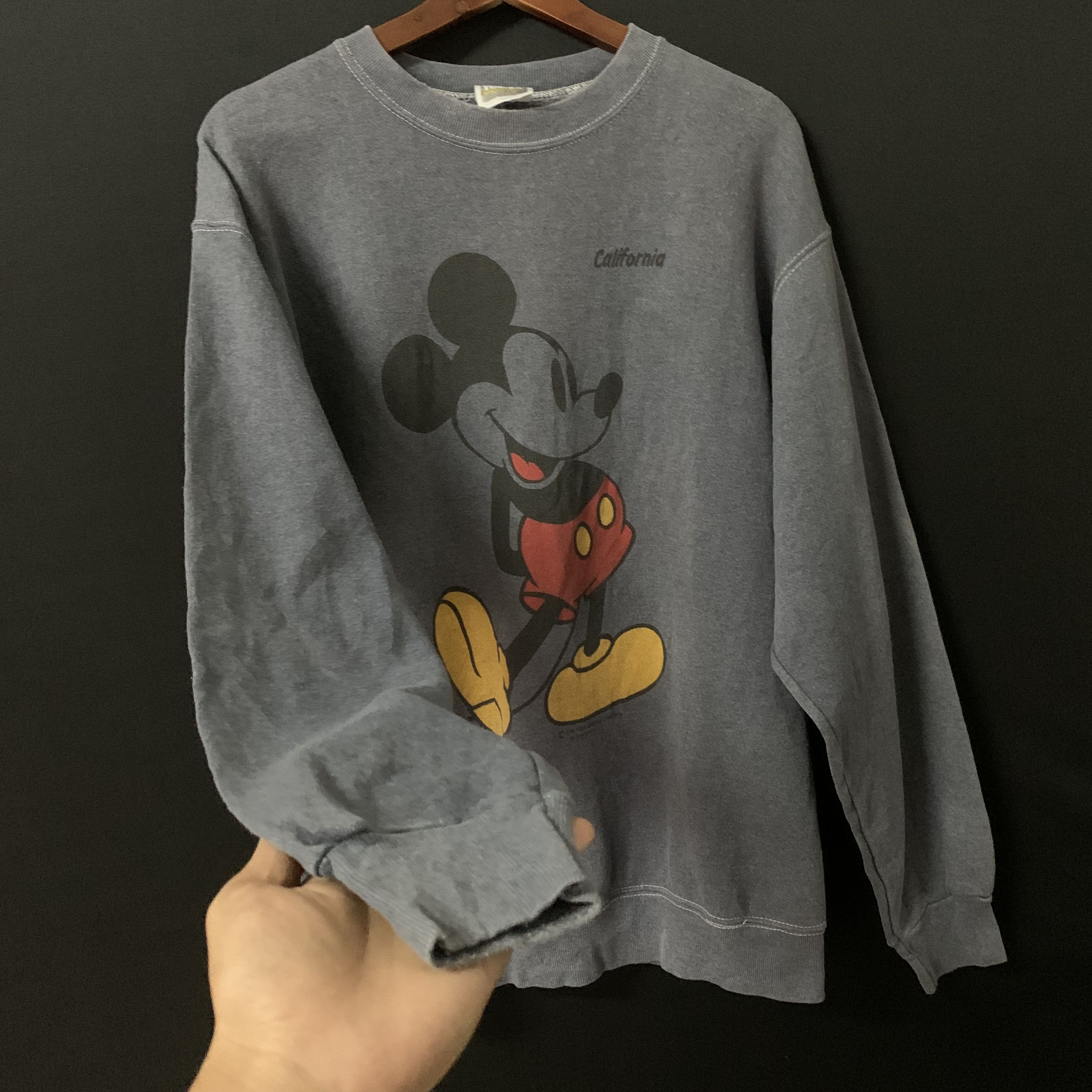 Mickey Mouse 1990’s Vintage Mickey Mouse Disney Movie Sweater Sweatshirt Size US L / EU 52-54 / 3 - 4 Thumbnail