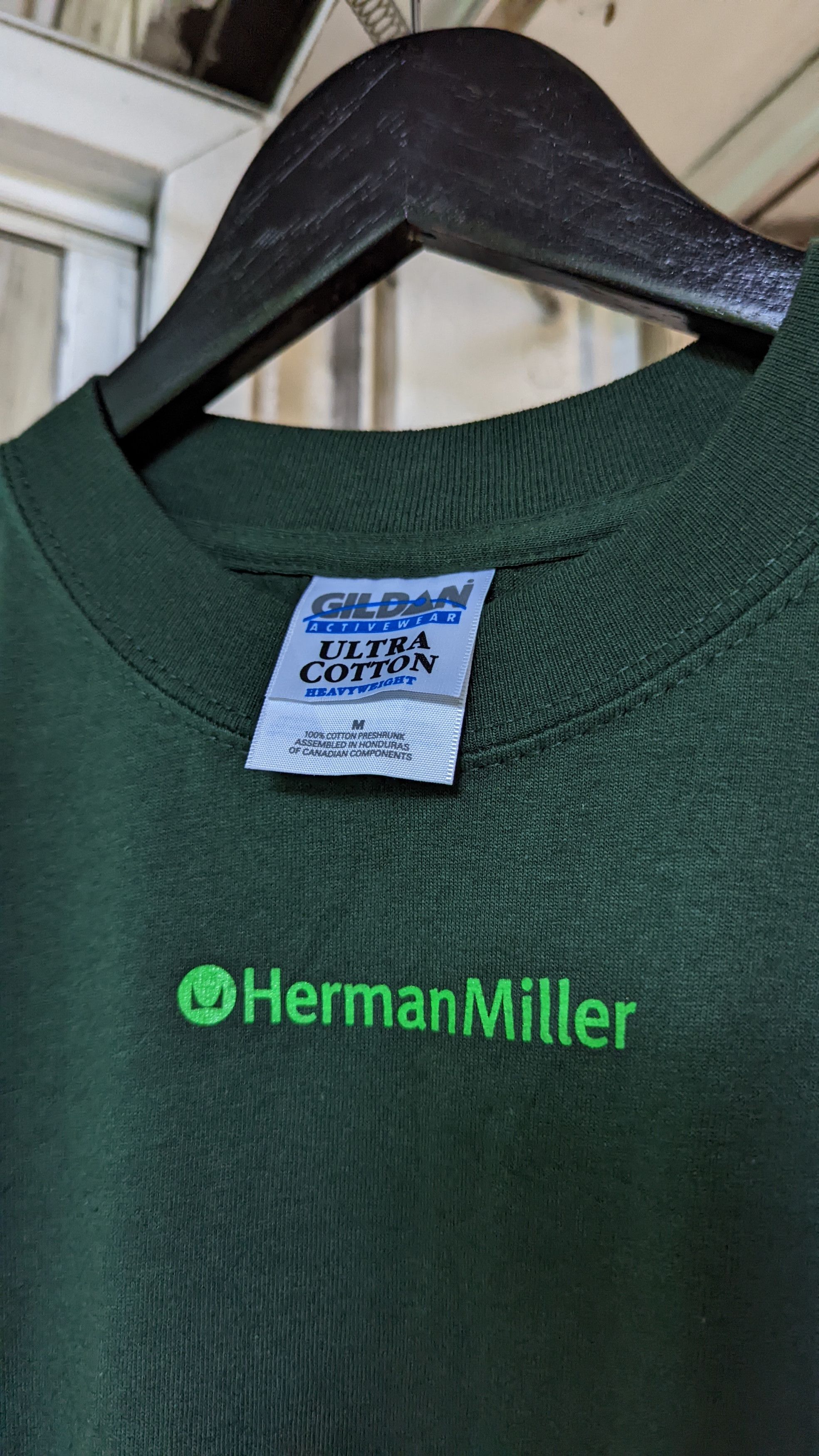 Vintage Herman Miller Logo Chair T Shirt 90s Size US M / EU 48-50 / 2 - 3 Thumbnail