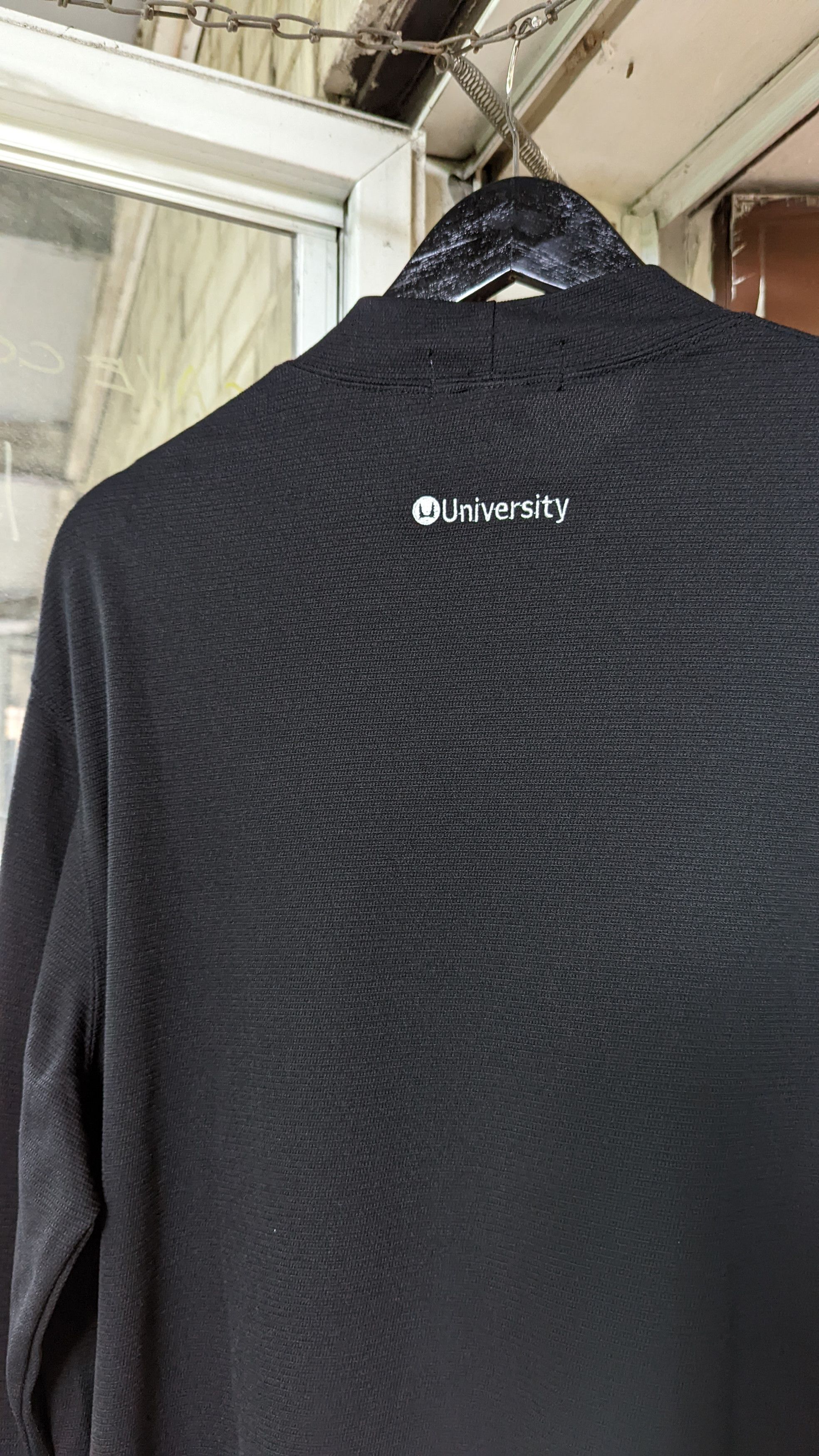 Vintage Herman Miller University Chair T Shirt 90s Size US XL / EU 56 / 4 - 2 Thumbnail