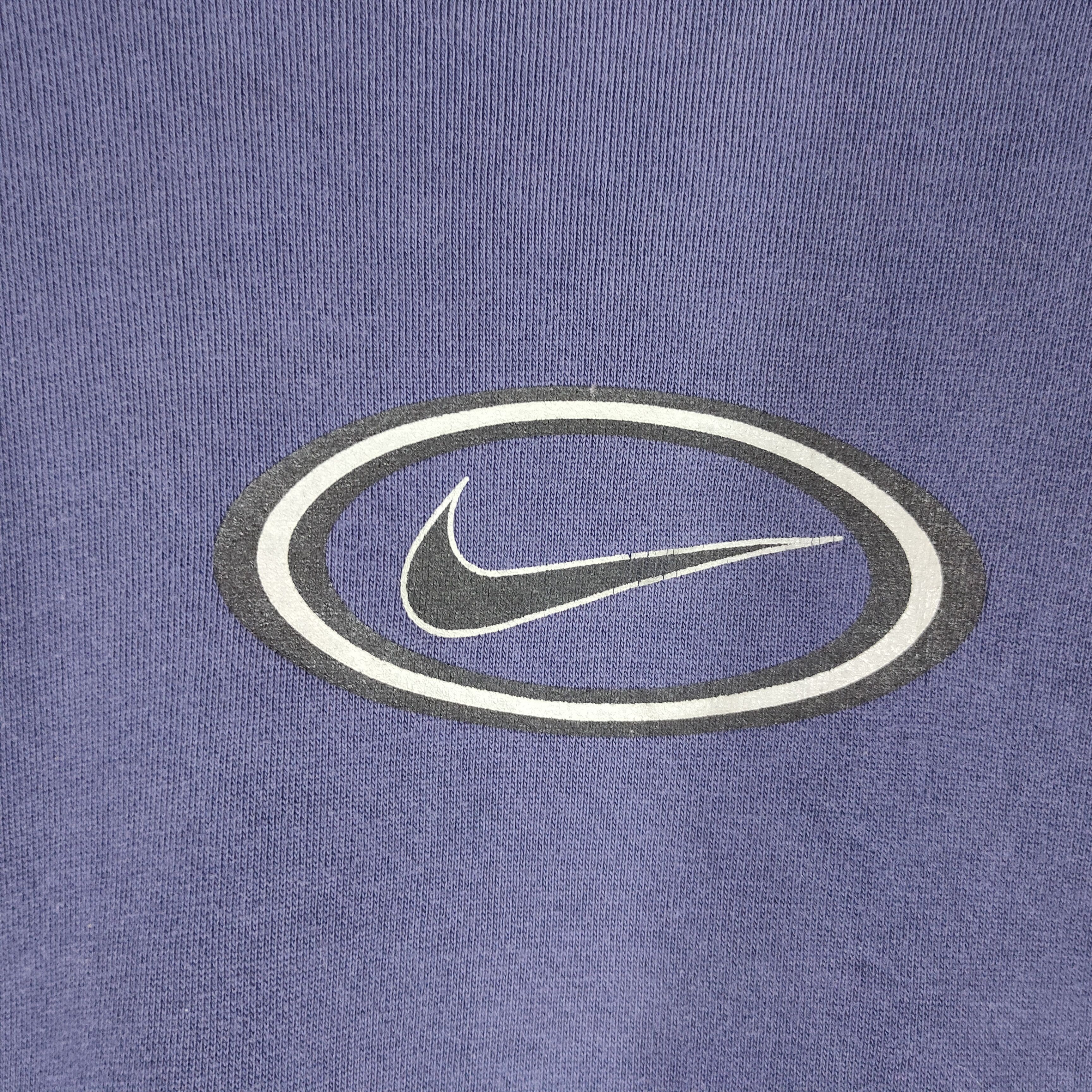 Nike Vintage NIKE 90s CENTER SWOOSH Oval Large Size Sweatshirt Size US L / EU 52-54 / 3 - 3 Thumbnail