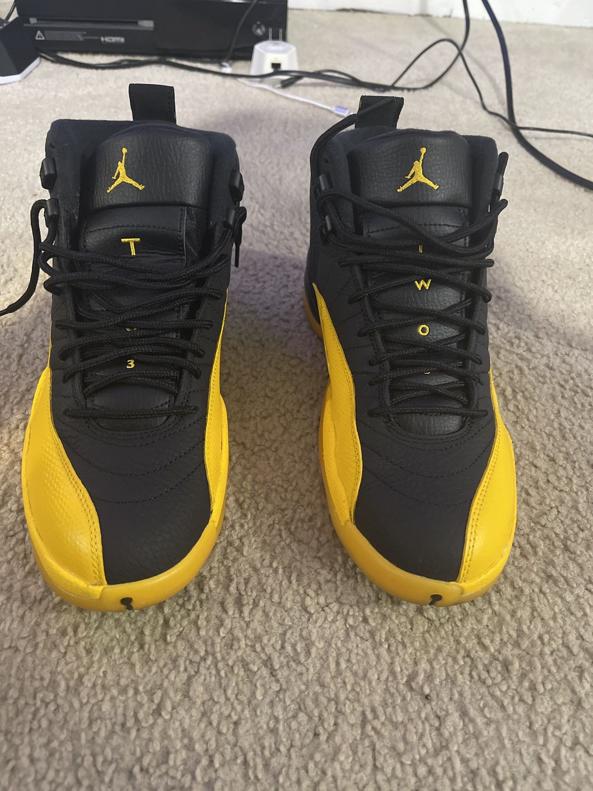 Jordan Brand × Nike Air Jordan 12 University Gold Size US 8.5 / EU 41-42 - 3 Thumbnail