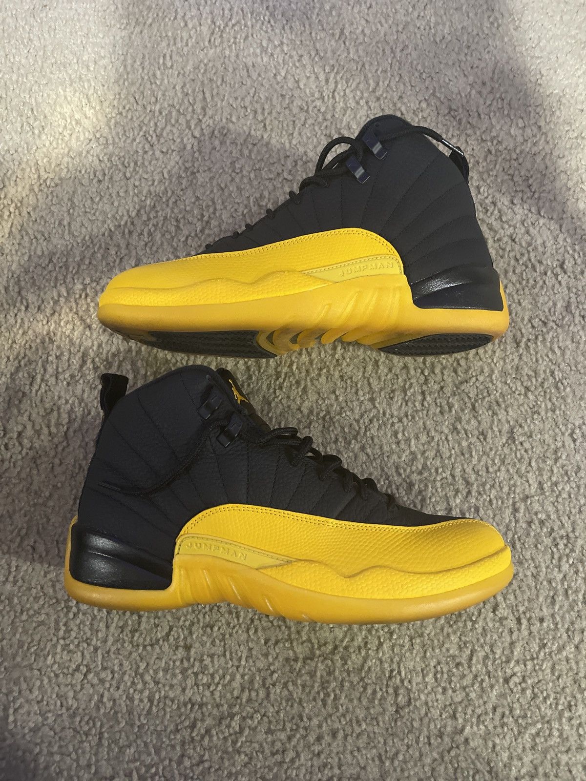 Jordan Brand × Nike Air Jordan 12 University Gold Size US 8.5 / EU 41-42 - 1 Thumbnail
