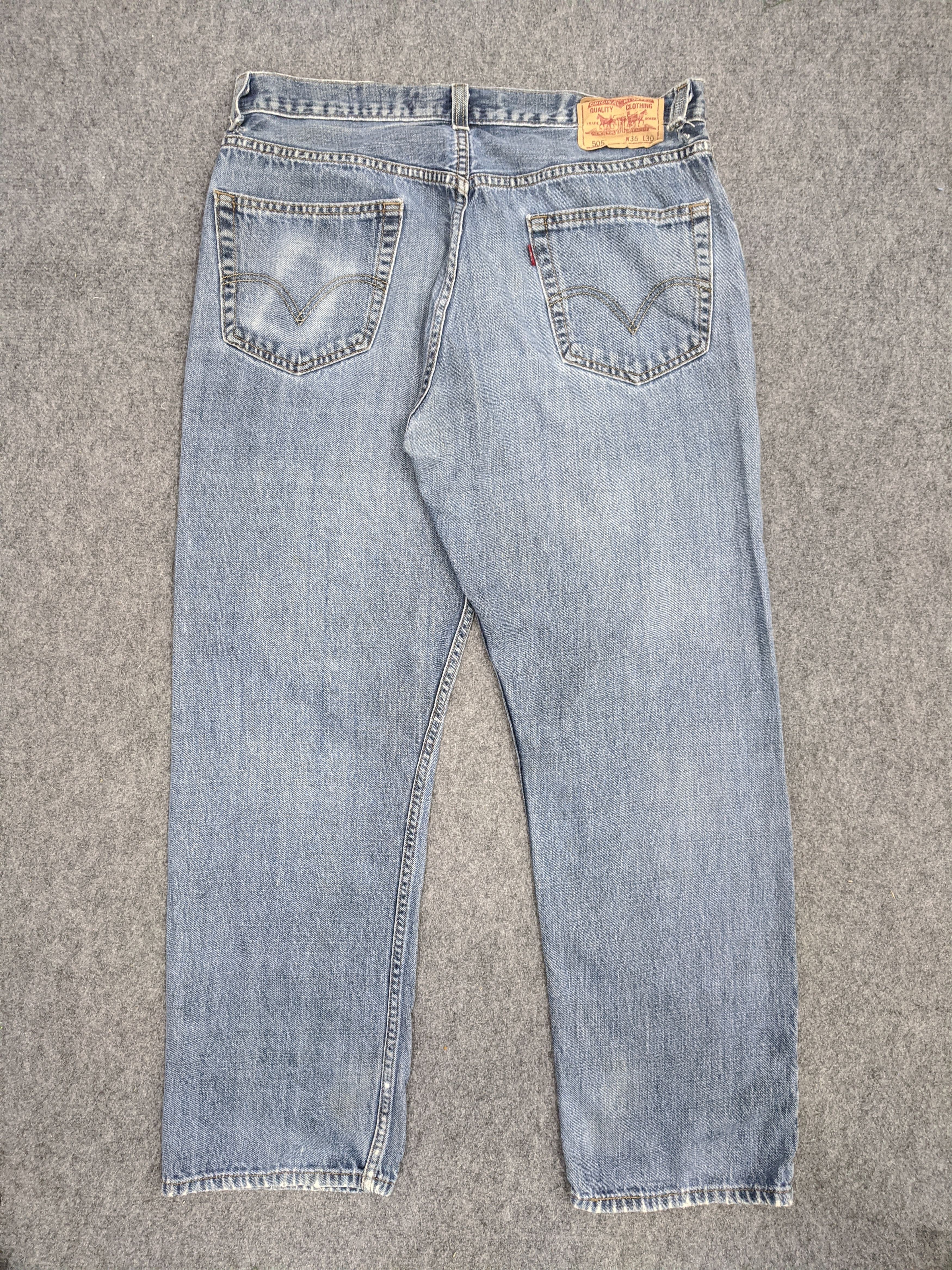 Levi's Vintage Levis 505 Light Wash Jeans DP0747 Size US 35 - 3 Thumbnail