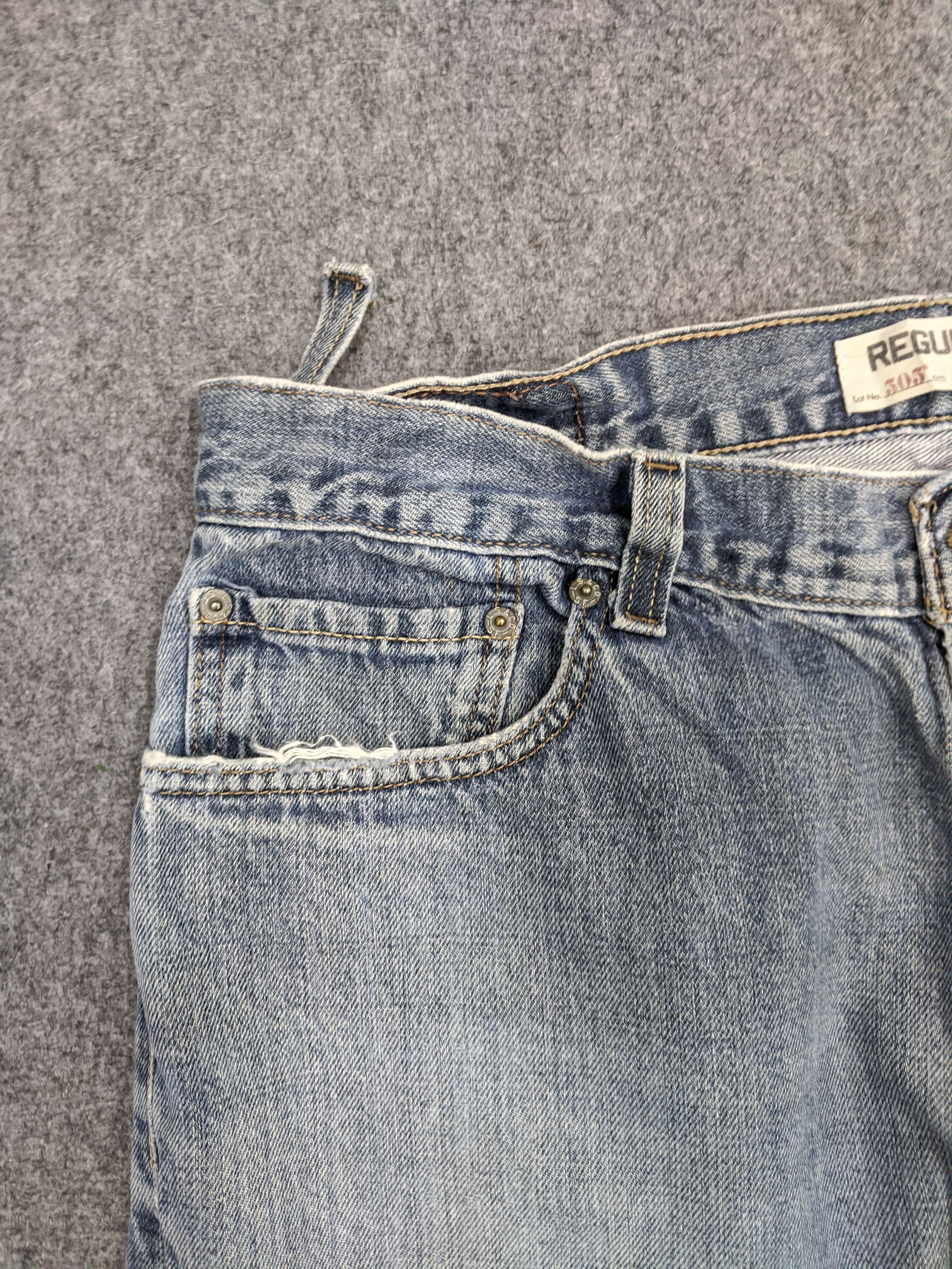 Levi's Vintage Levis 505 Light Wash Jeans DP0747 Size US 35 - 10 Thumbnail