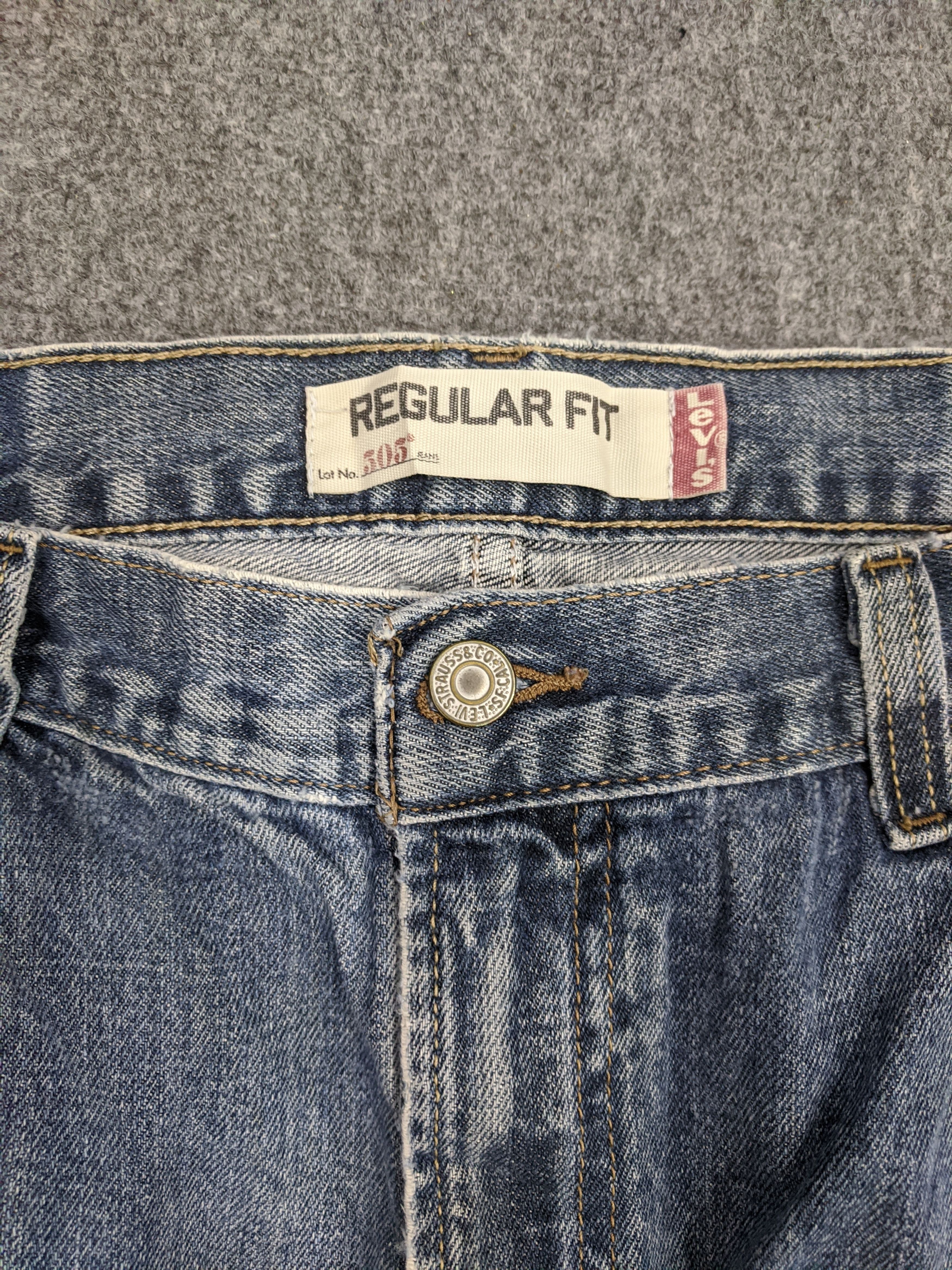 Levi's Vintage Levis 505 Light Wash Jeans DP0747 Size US 35 - 12 Thumbnail