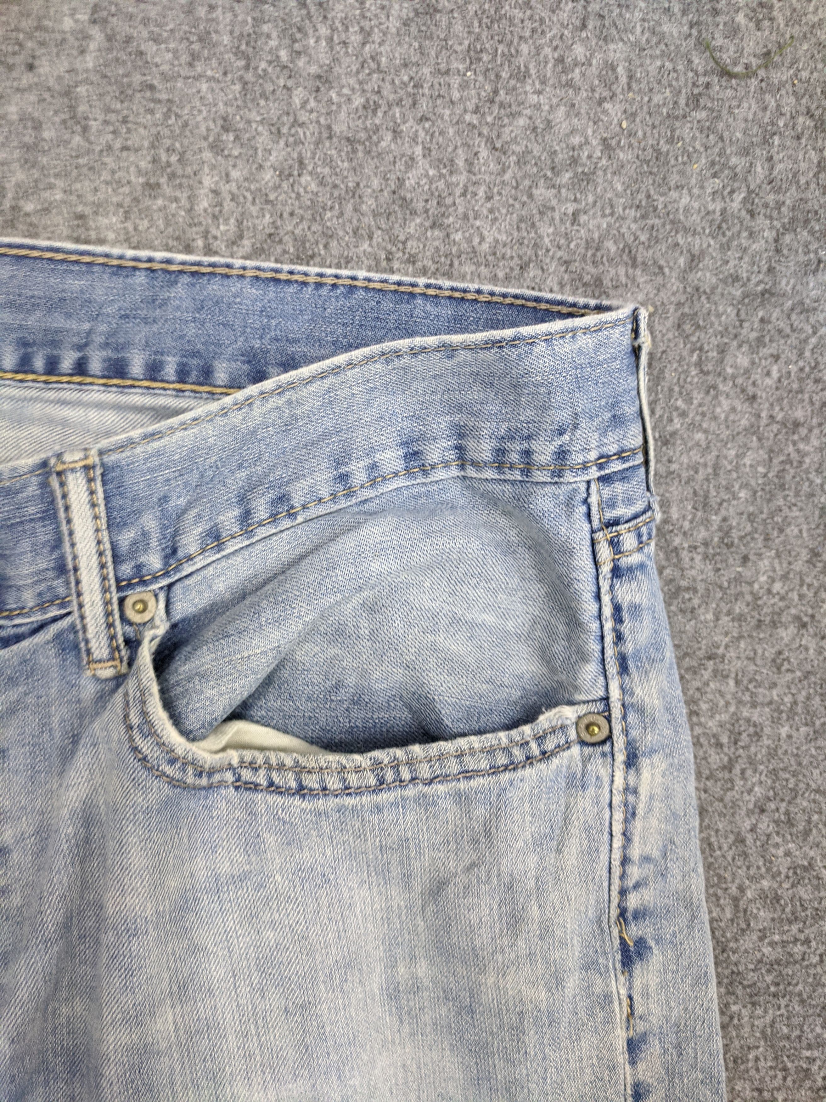 Levi's Vintage Levis 559 Jeans Lightwash DP0751 Size US 35 - 9 Thumbnail