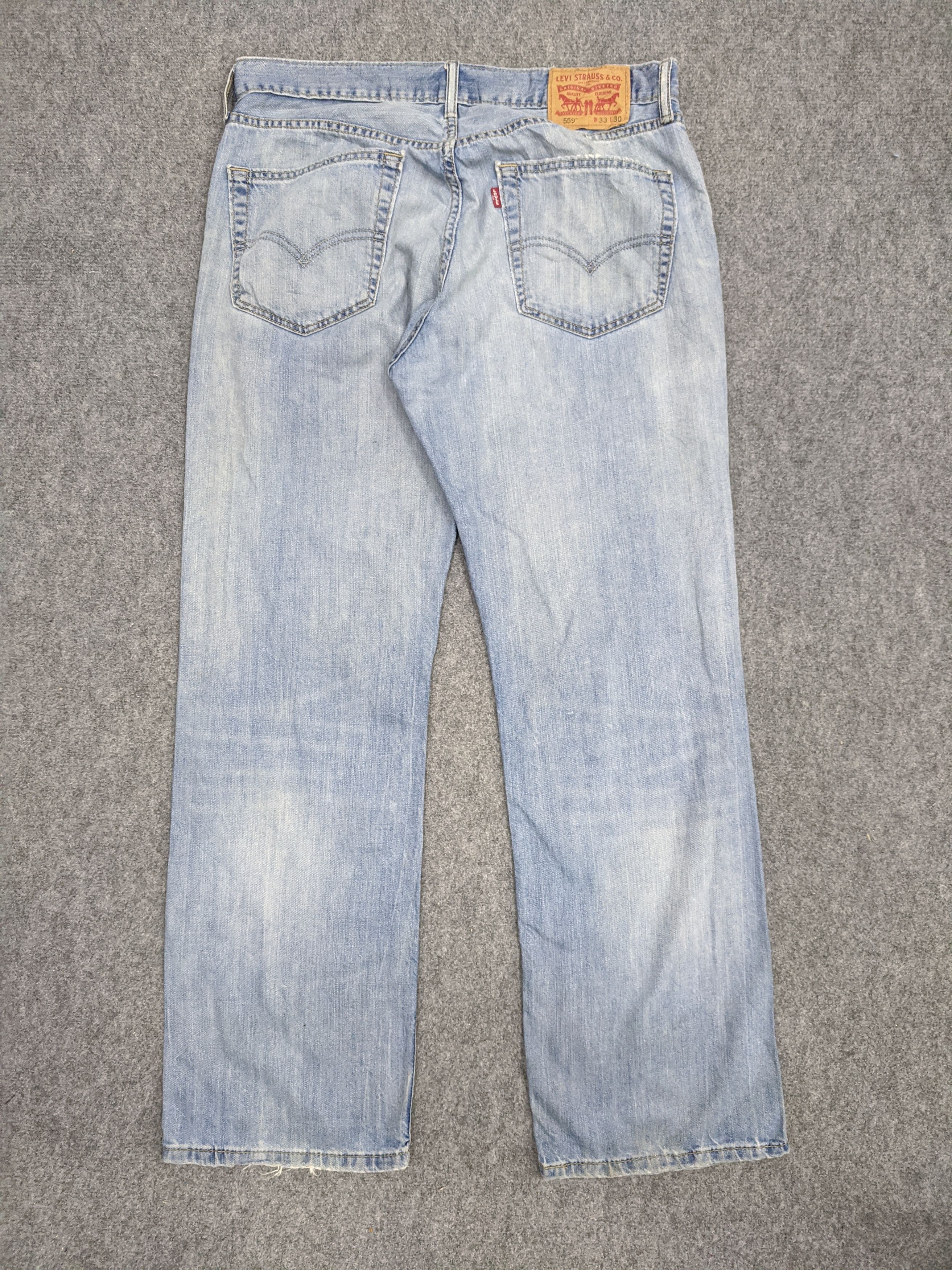 Levi's Vintage Levis 559 Jeans Lightwash DP0751 Size US 35 - 3 Thumbnail