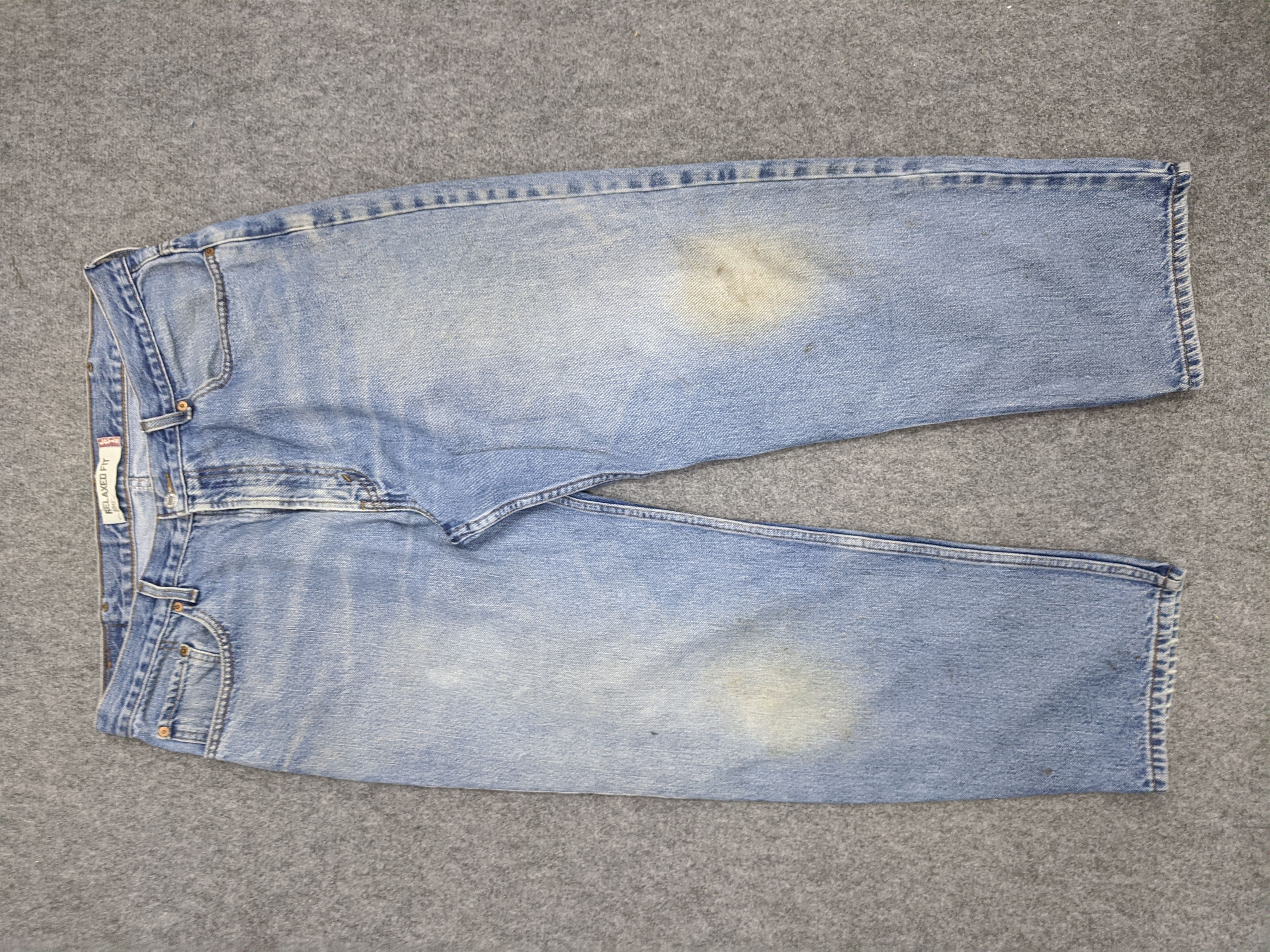 image of Levis 550 Jeans Lightwash Faded in Blue Denim, Men's (Size 37)