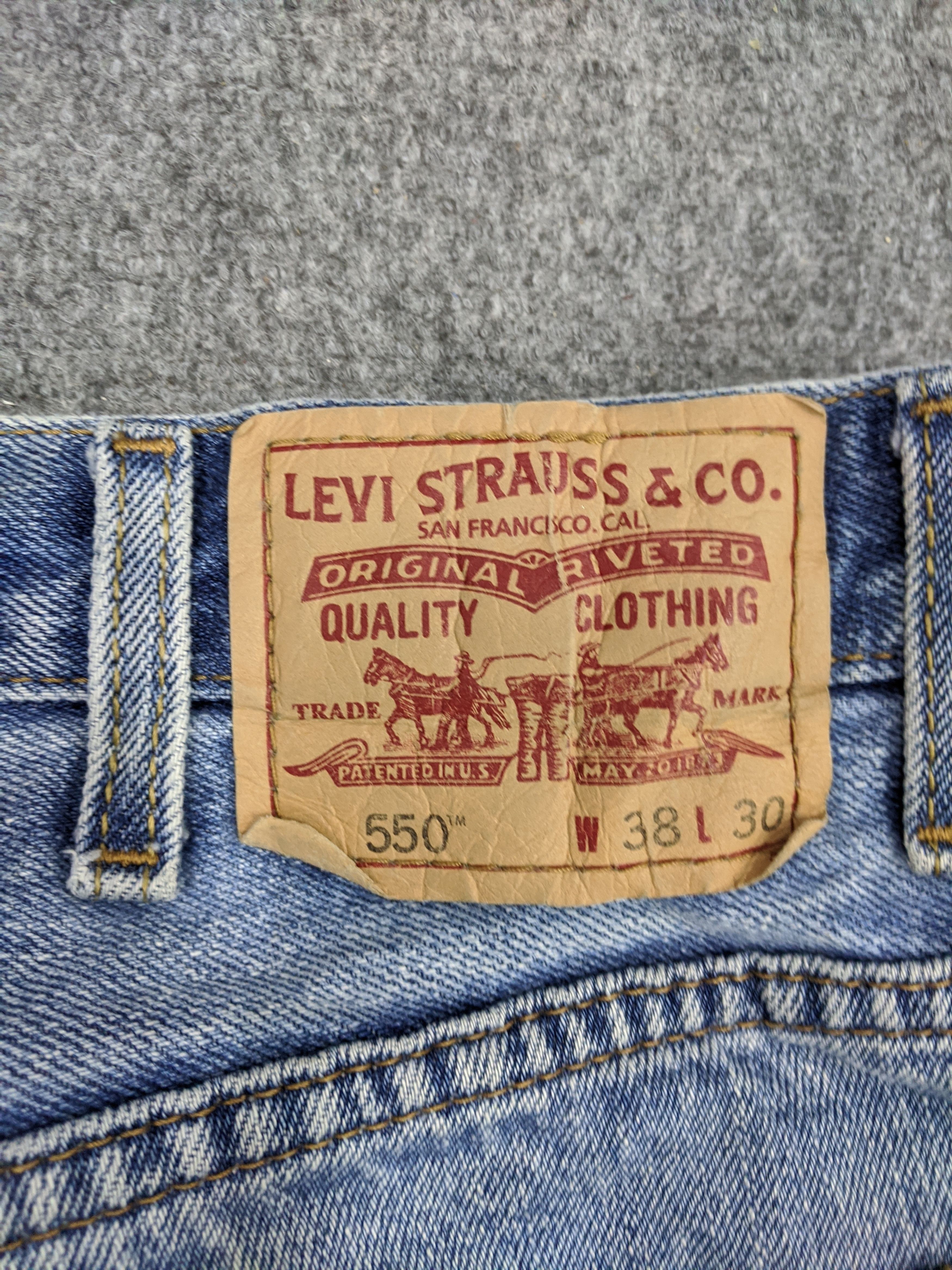 Levi's × Vintage Vintage Levis 550 Jeans Lightwash Faded DP0746 Size US 37 - 5 Thumbnail