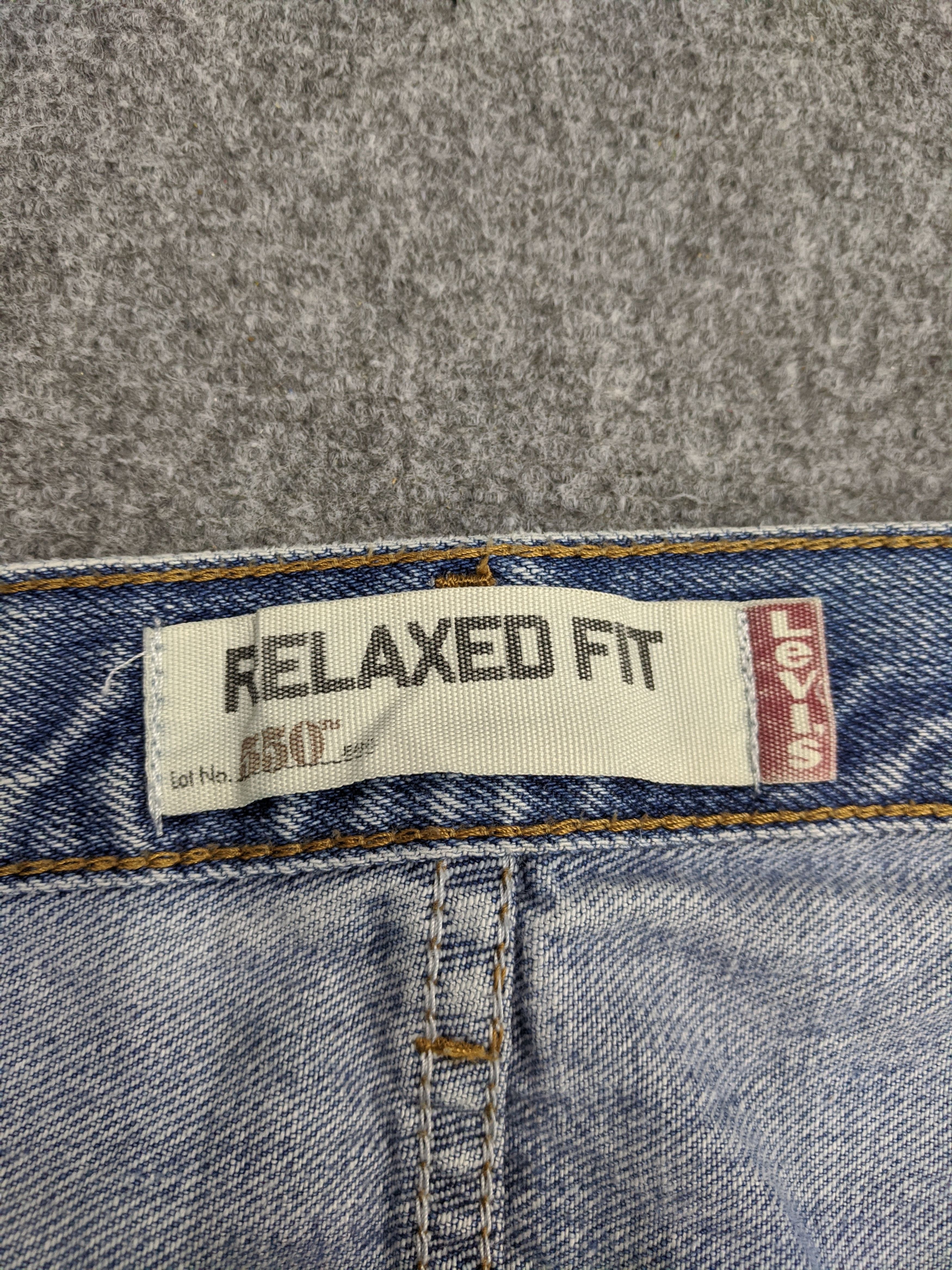 Levi's × Vintage Vintage Levis 550 Jeans Lightwash Faded DP0746 Size US 37 - 8 Thumbnail