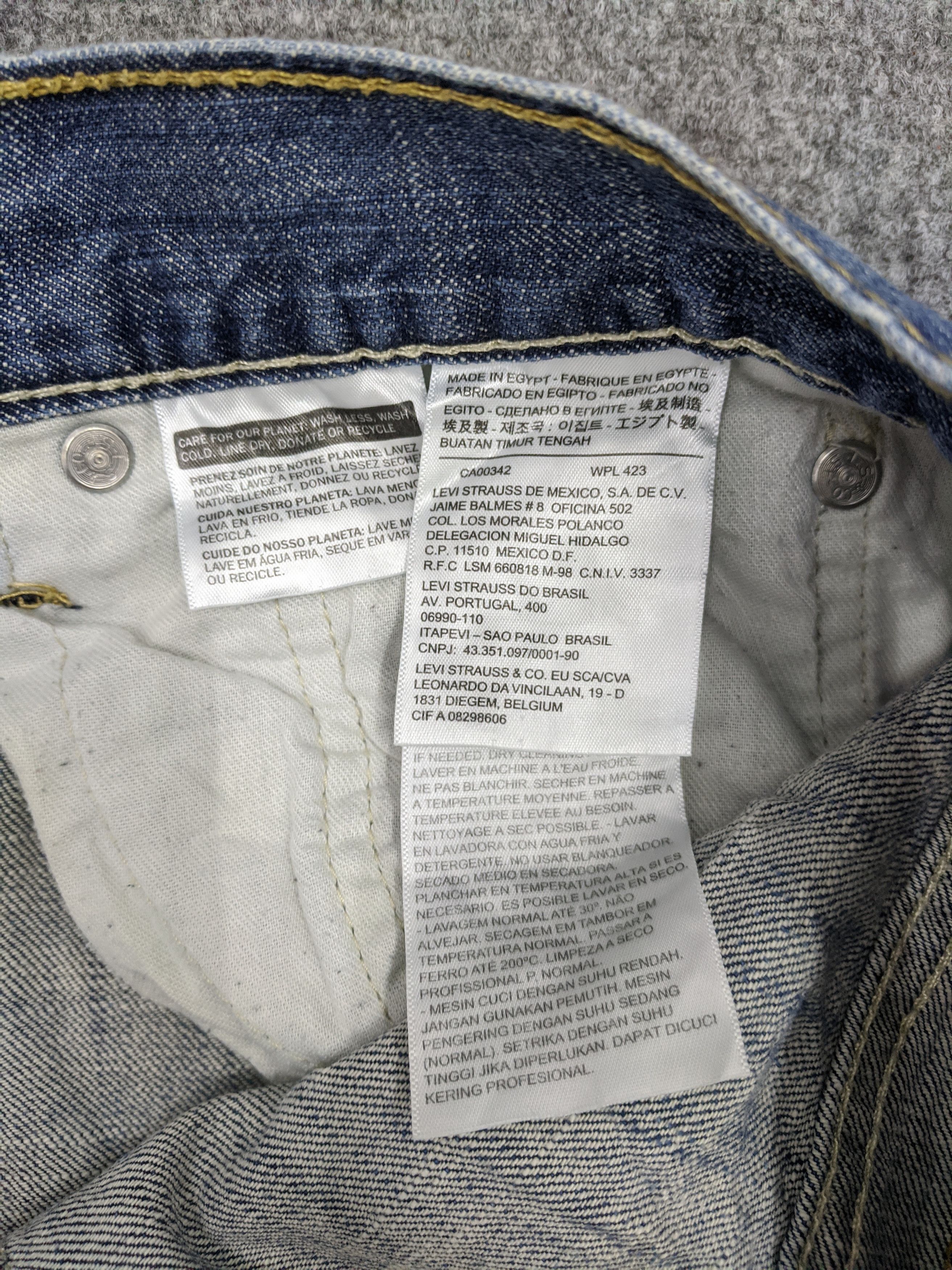 Levi's Vintage Levis 569 Jeans DP0902 Size US 35 - 13 Thumbnail