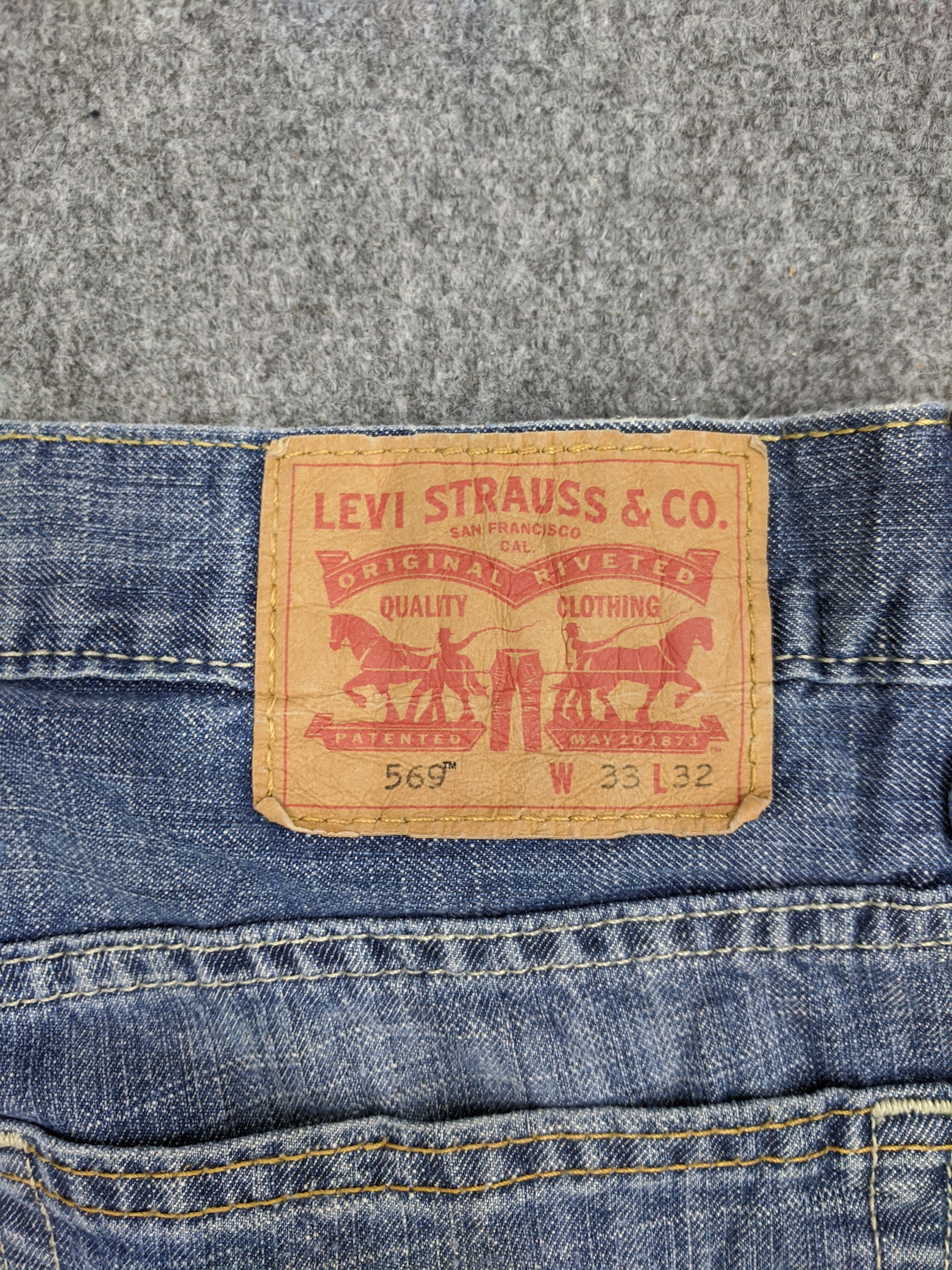 Levi's Vintage Levis 569 Jeans DP0902 Size US 35 - 12 Thumbnail