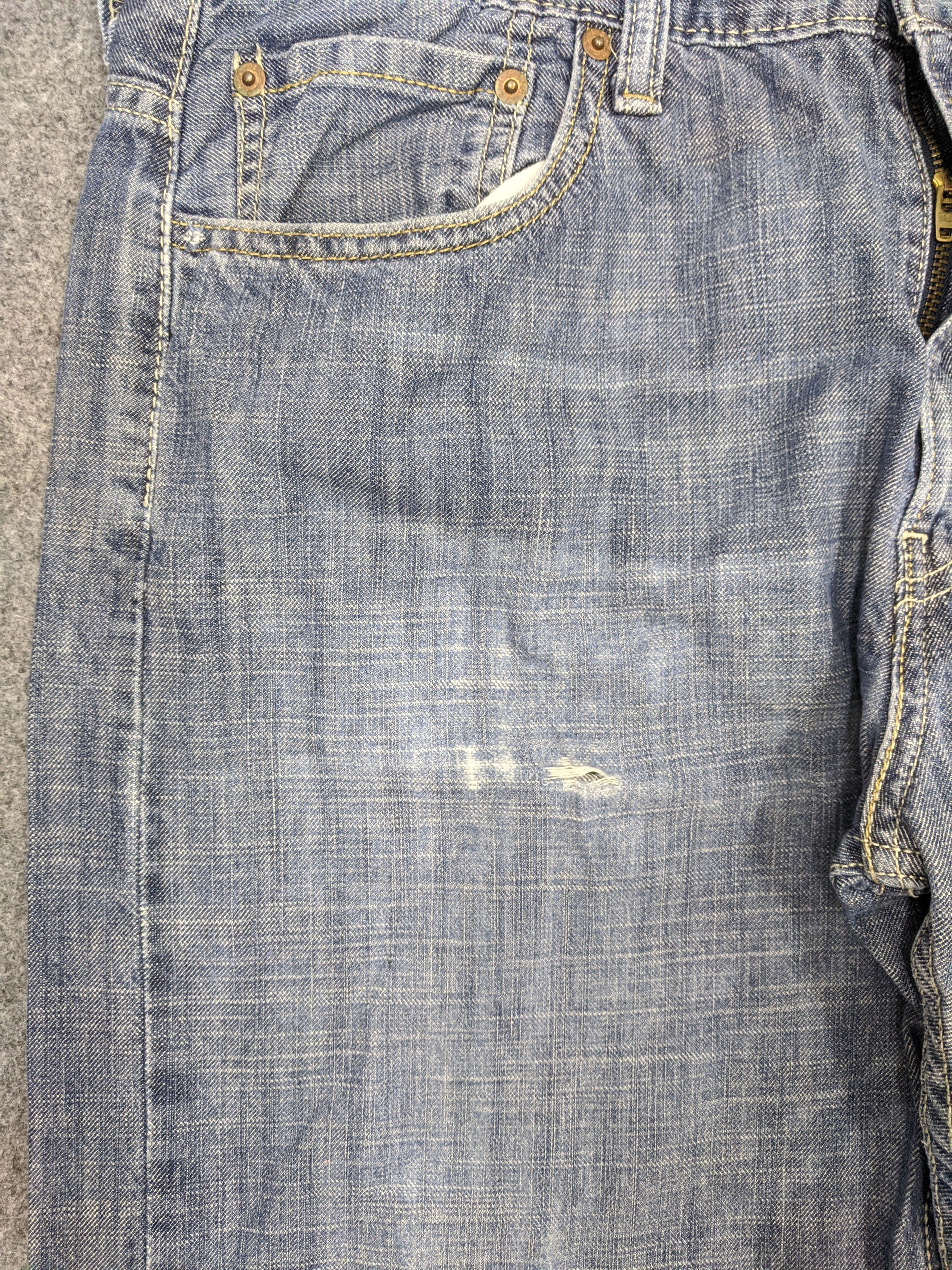 Levi's Vintage Levis 569 Jeans DP0902 Size US 35 - 9 Thumbnail