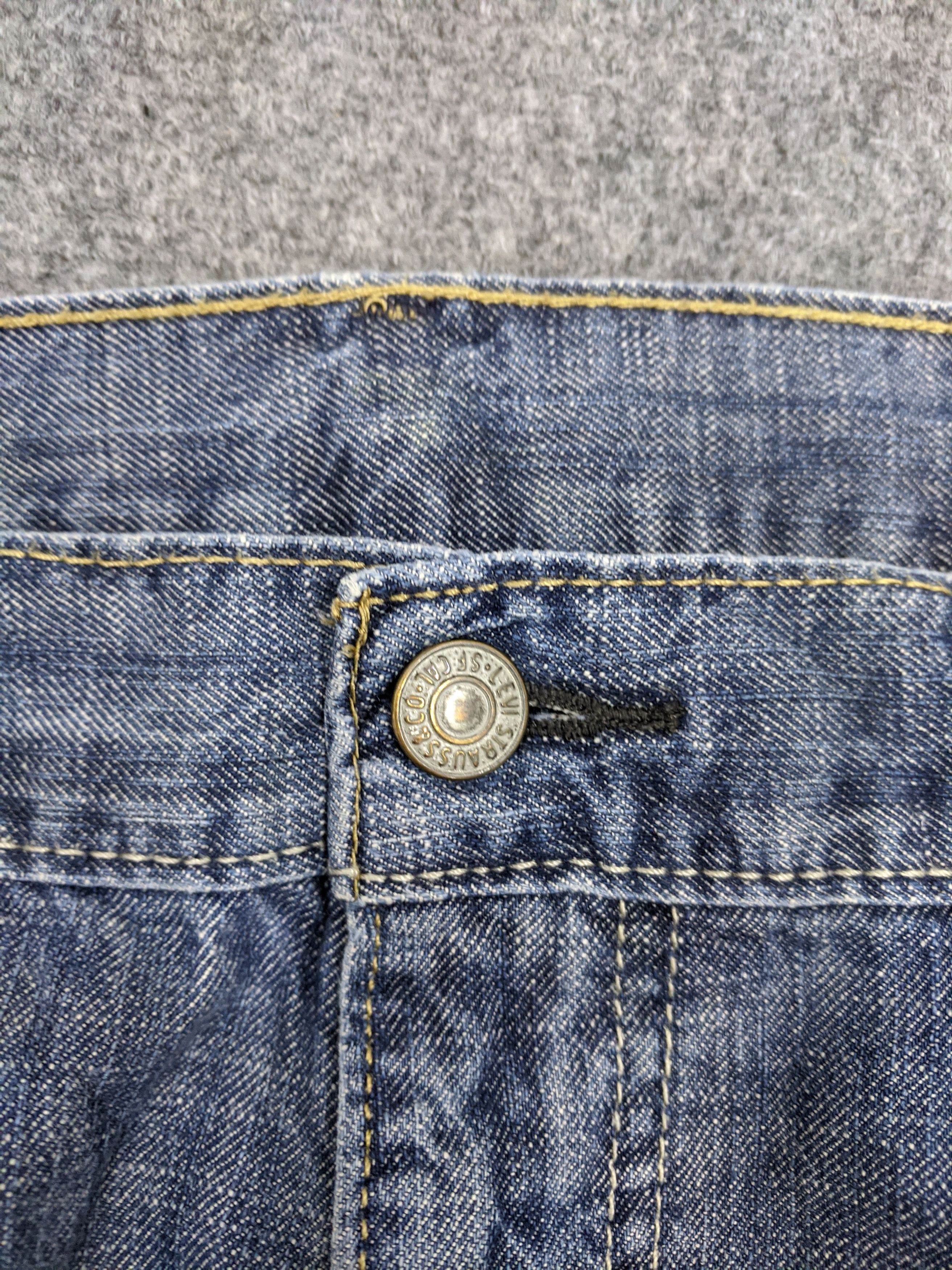Levi's Vintage Levis 569 Jeans DP0902 Size US 35 - 7 Thumbnail