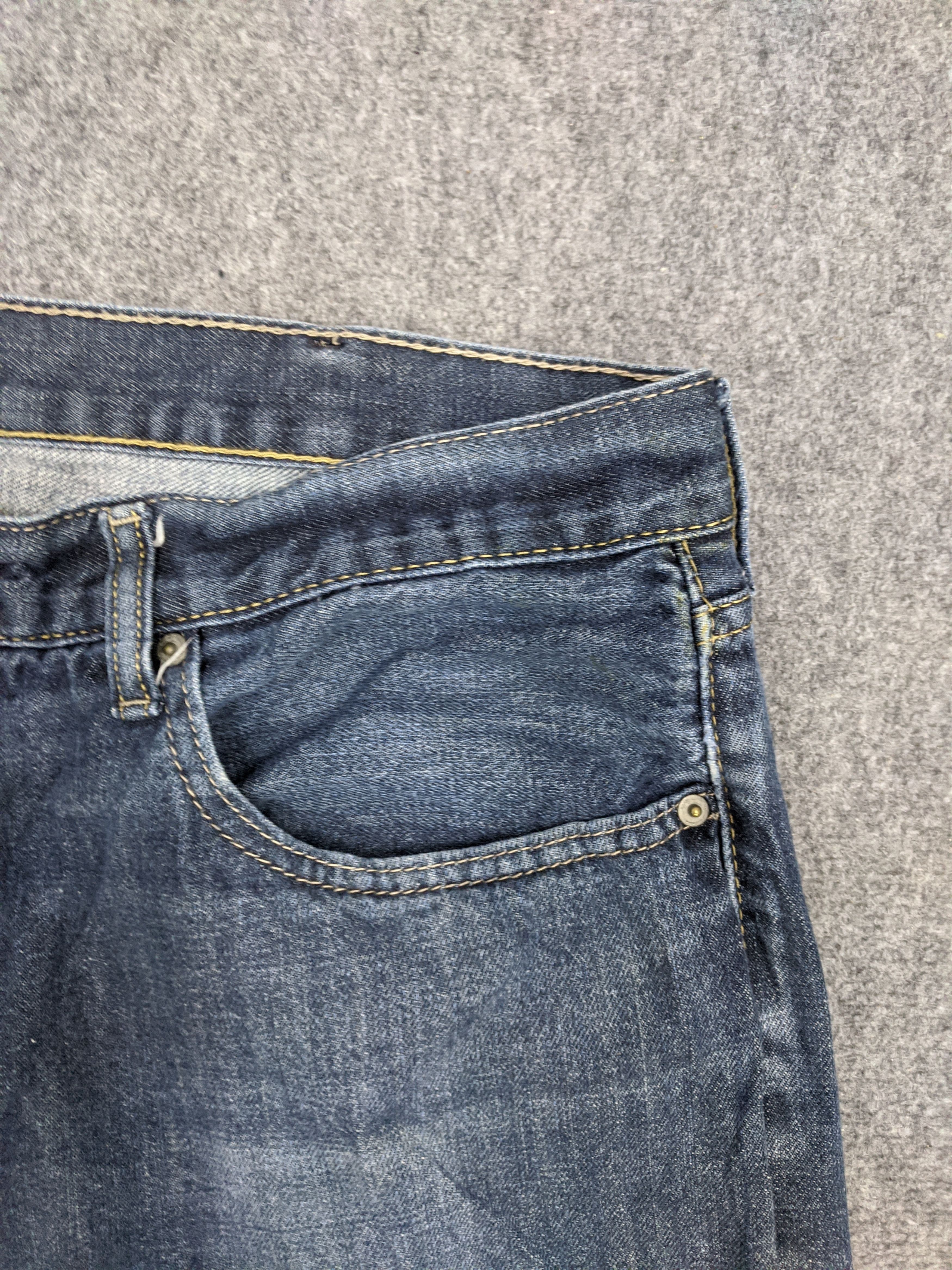 Levi's Vintage Levis 559 Jeans DP0899 Size US 39 - 8 Thumbnail
