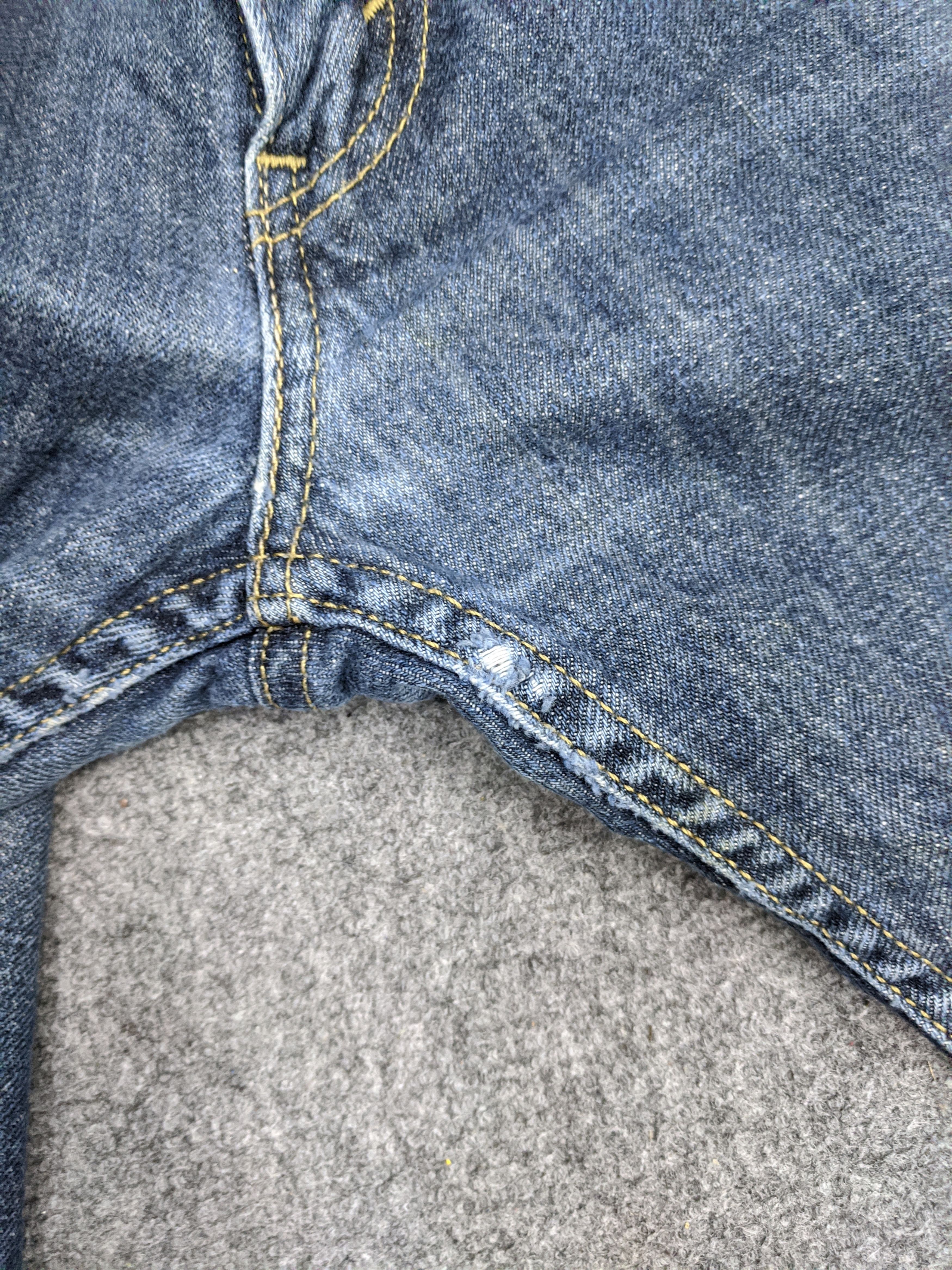 Levi's Vintage Levis 559 Jeans DP0899 Size US 39 - 12 Thumbnail