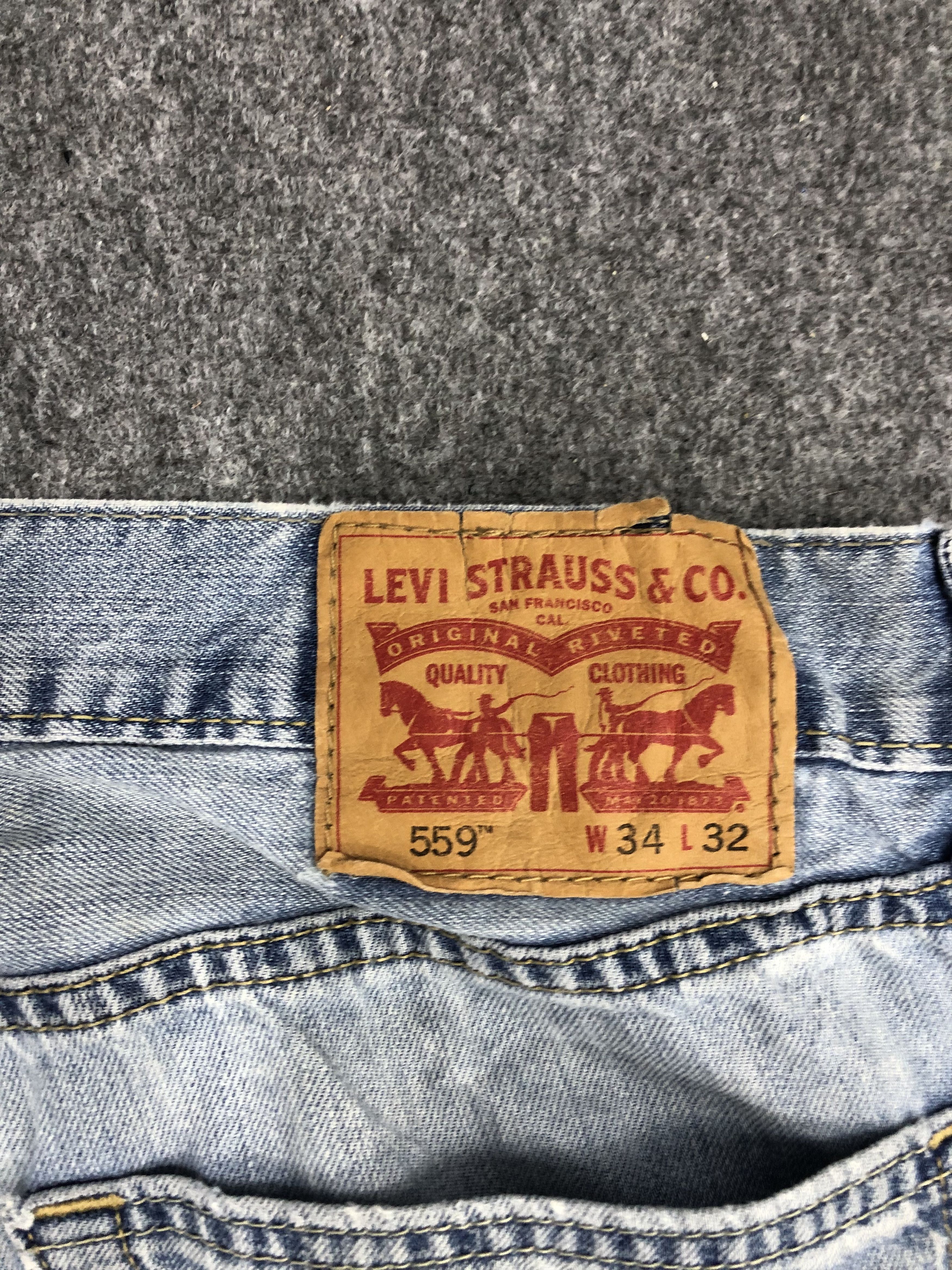 Levi's Vintage Levis 569 Jeans DP0940 Size US 36 / EU 52 - 11 Thumbnail