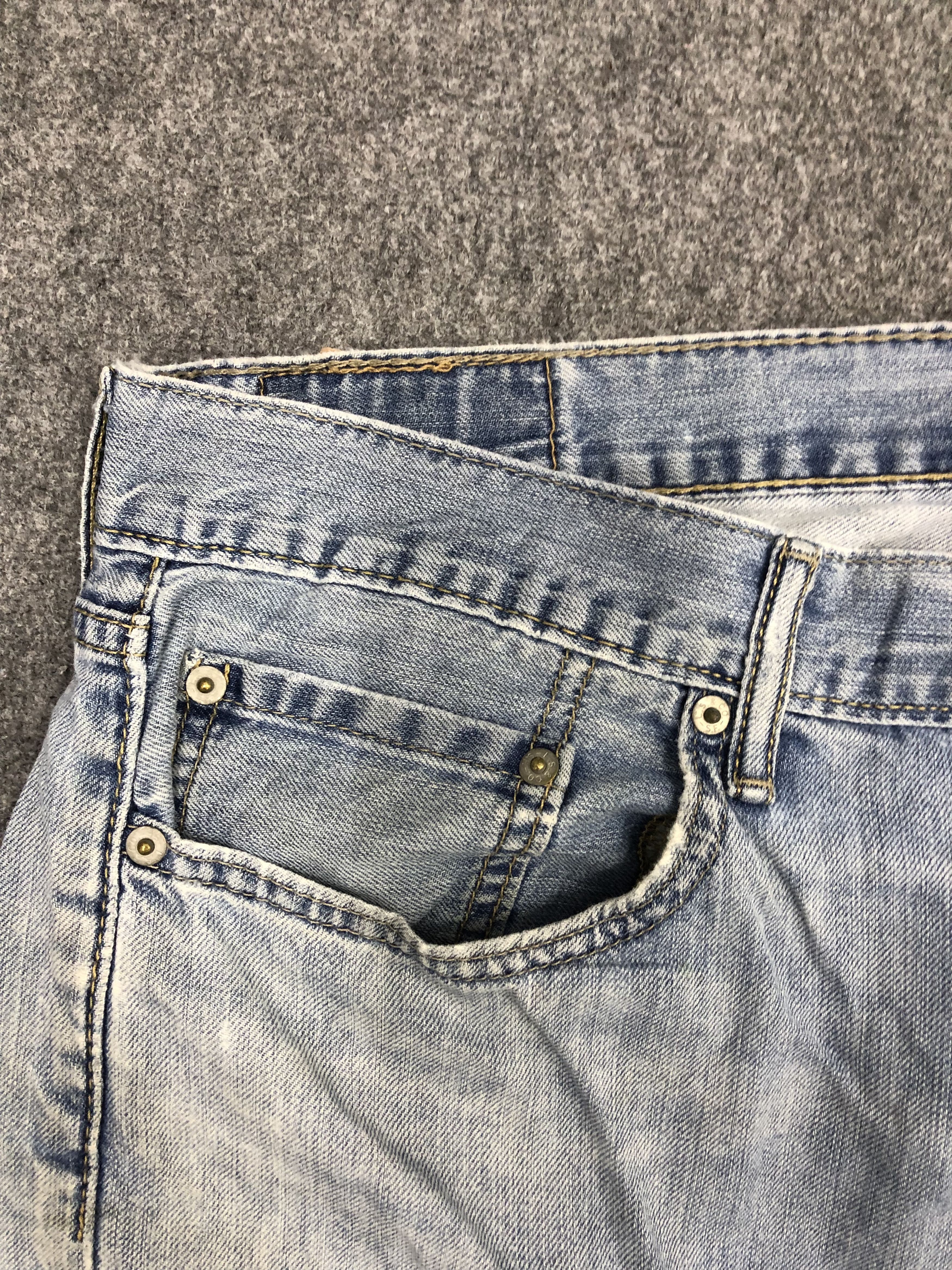 Levi's Vintage Levis 569 Jeans DP0940 Size US 36 / EU 52 - 6 Thumbnail