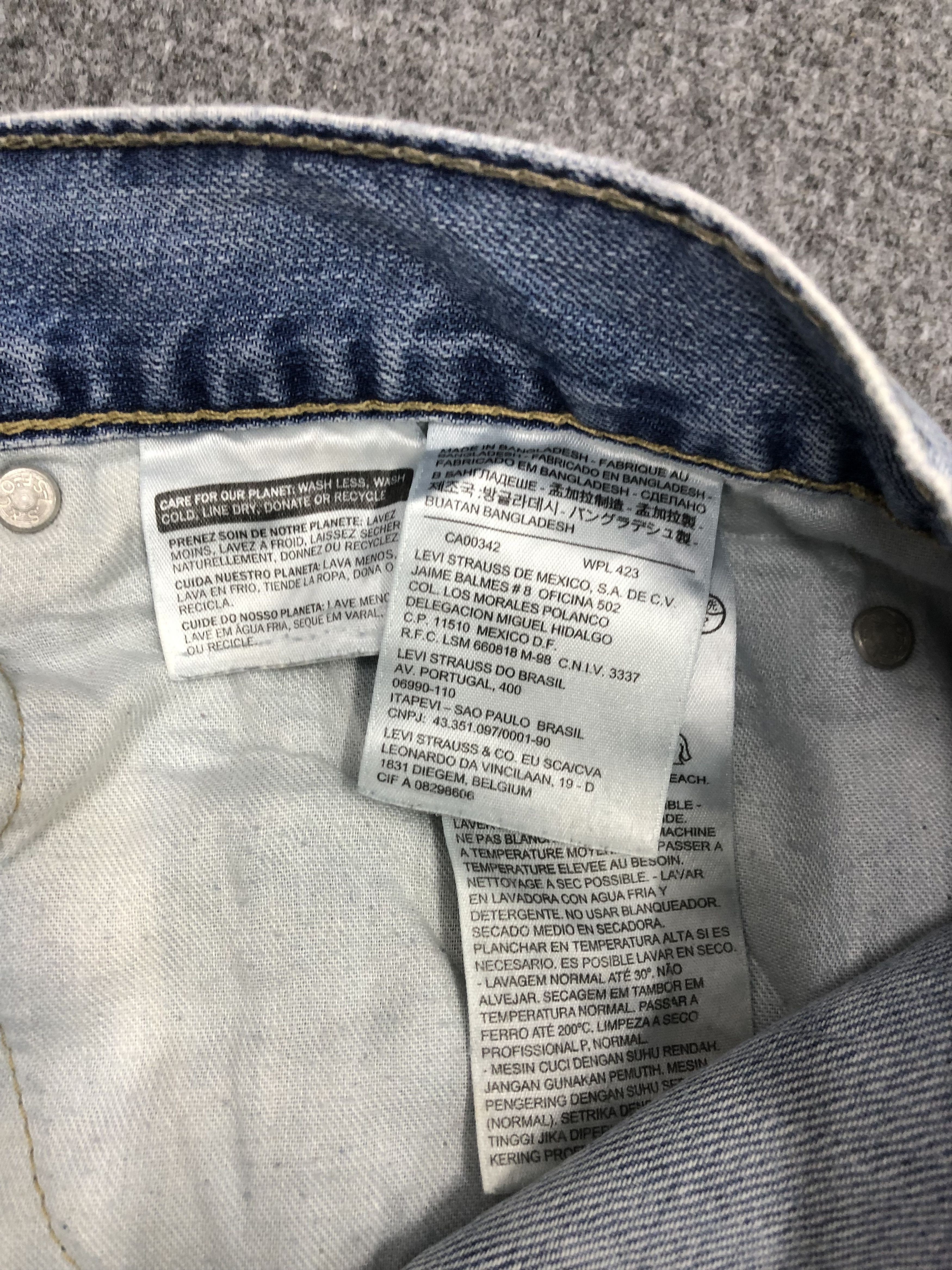 Levi's Vintage Levis 569 Jeans DP0940 Size US 36 / EU 52 - 12 Thumbnail