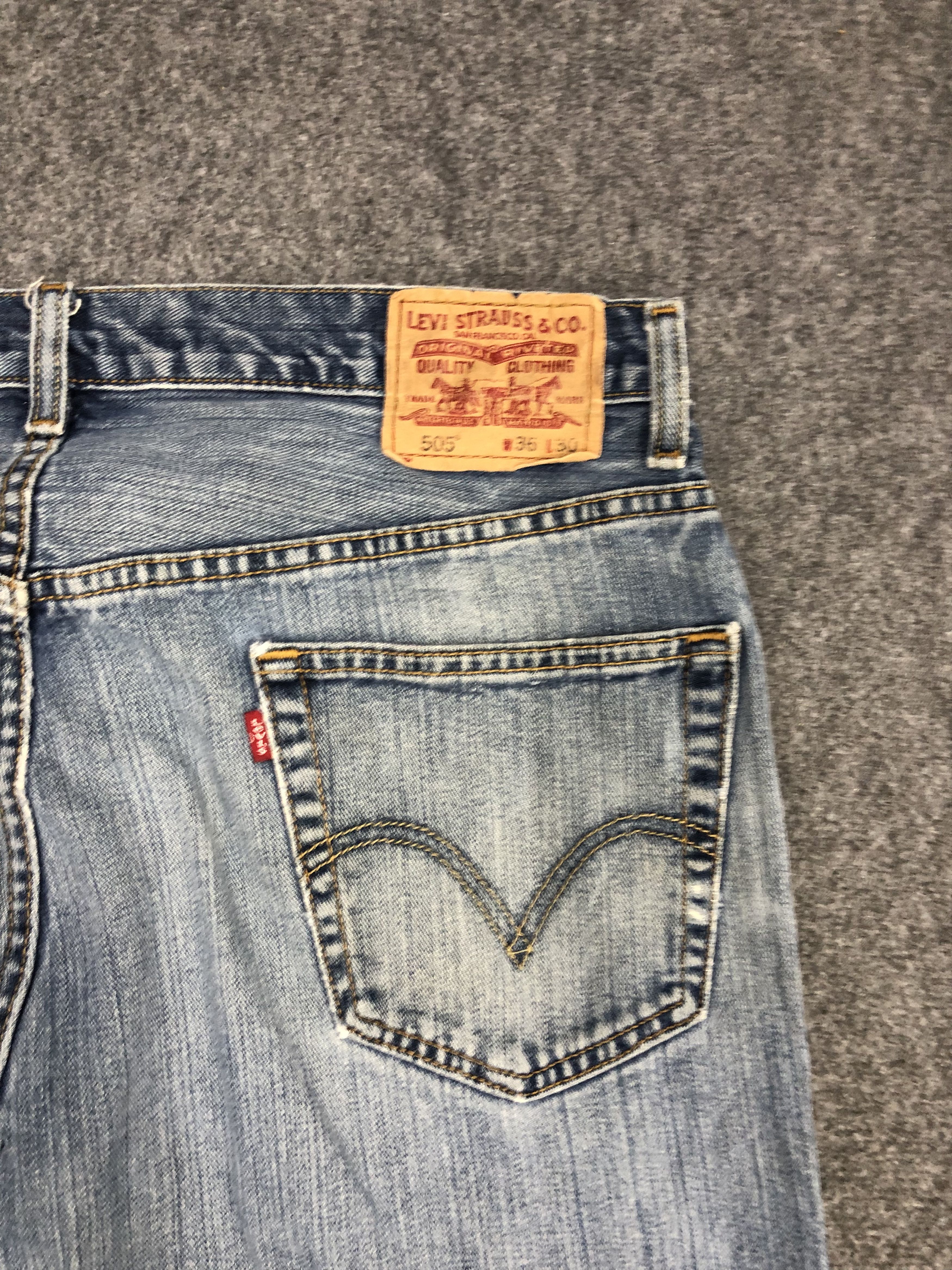 Levi's Vintage Levis 505 Light Wash Jeans DP0971 Size US 36 / EU 52 - 14 Thumbnail