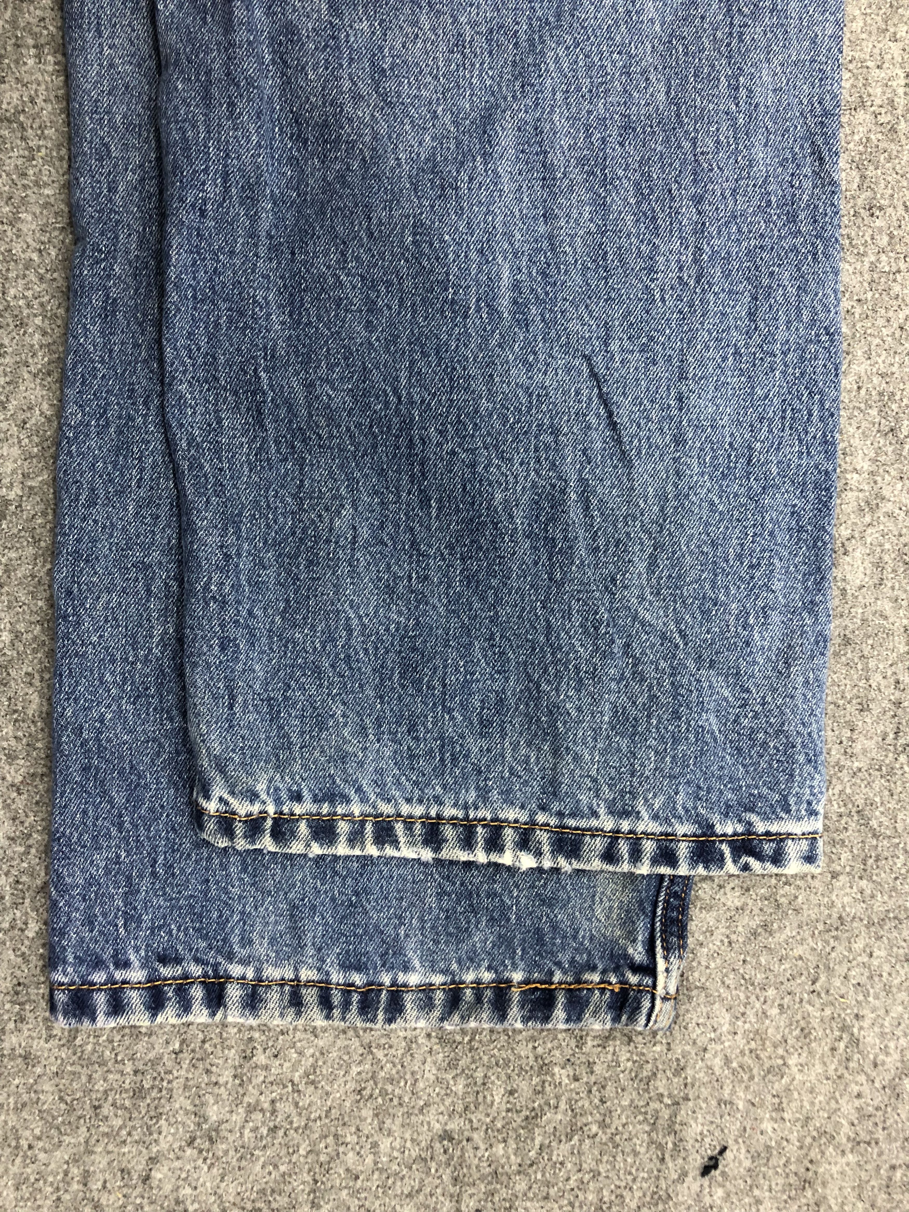 Levi's Vintage Levis 505 Jeans DP0970 Size US 43 - 15 Thumbnail