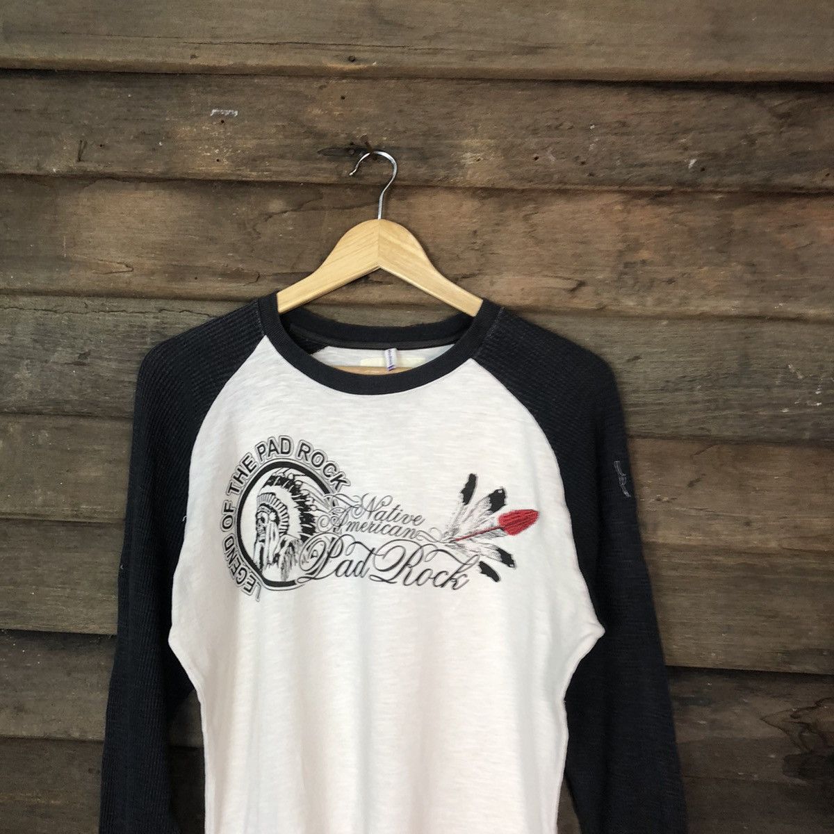Japanese Brand Pad Rock navajo red indian White Long T-Shirt #H348 Size US M / EU 48-50 / 2 - 2 Thumbnail