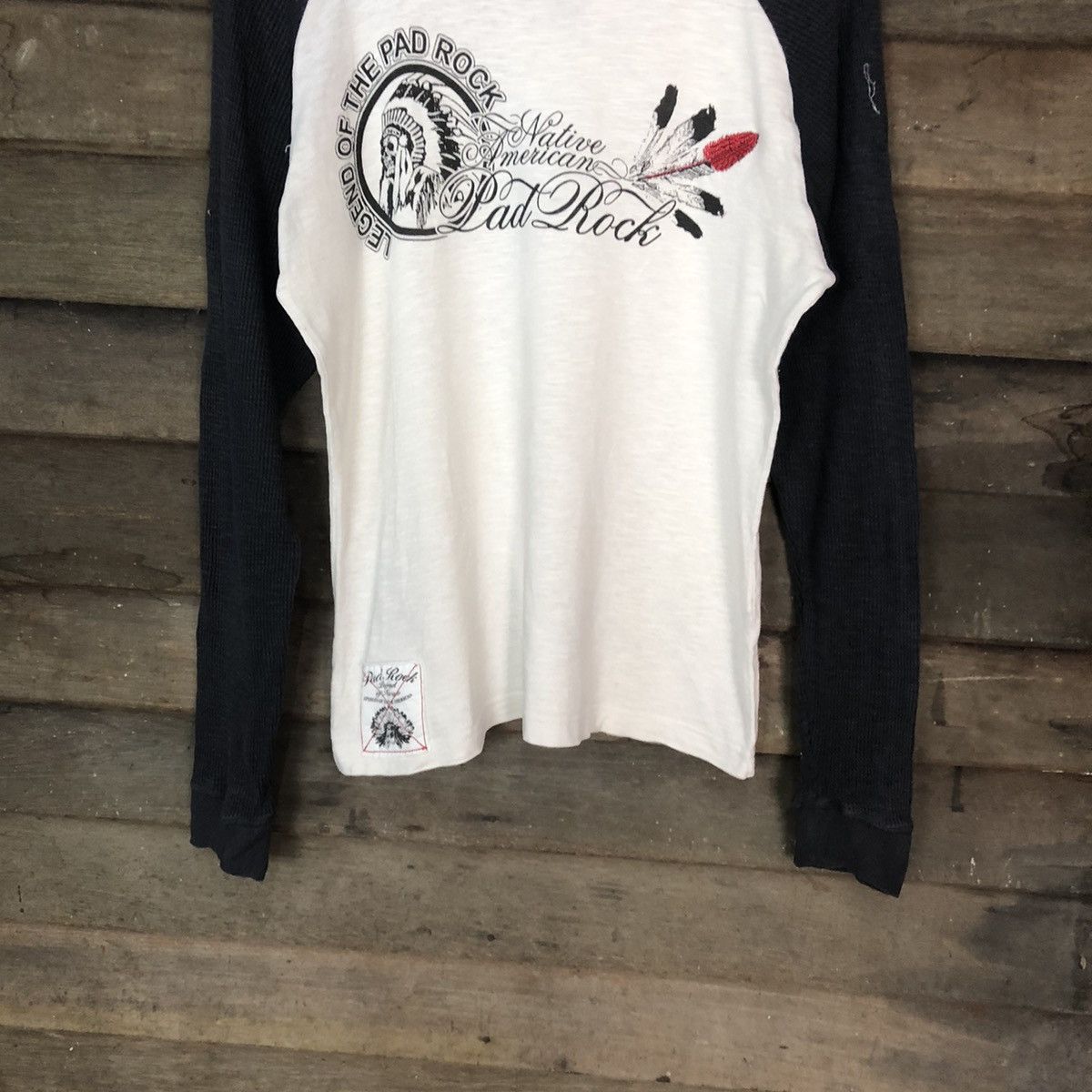 Japanese Brand Pad Rock navajo red indian White Long T-Shirt #H348 Size US M / EU 48-50 / 2 - 3 Thumbnail