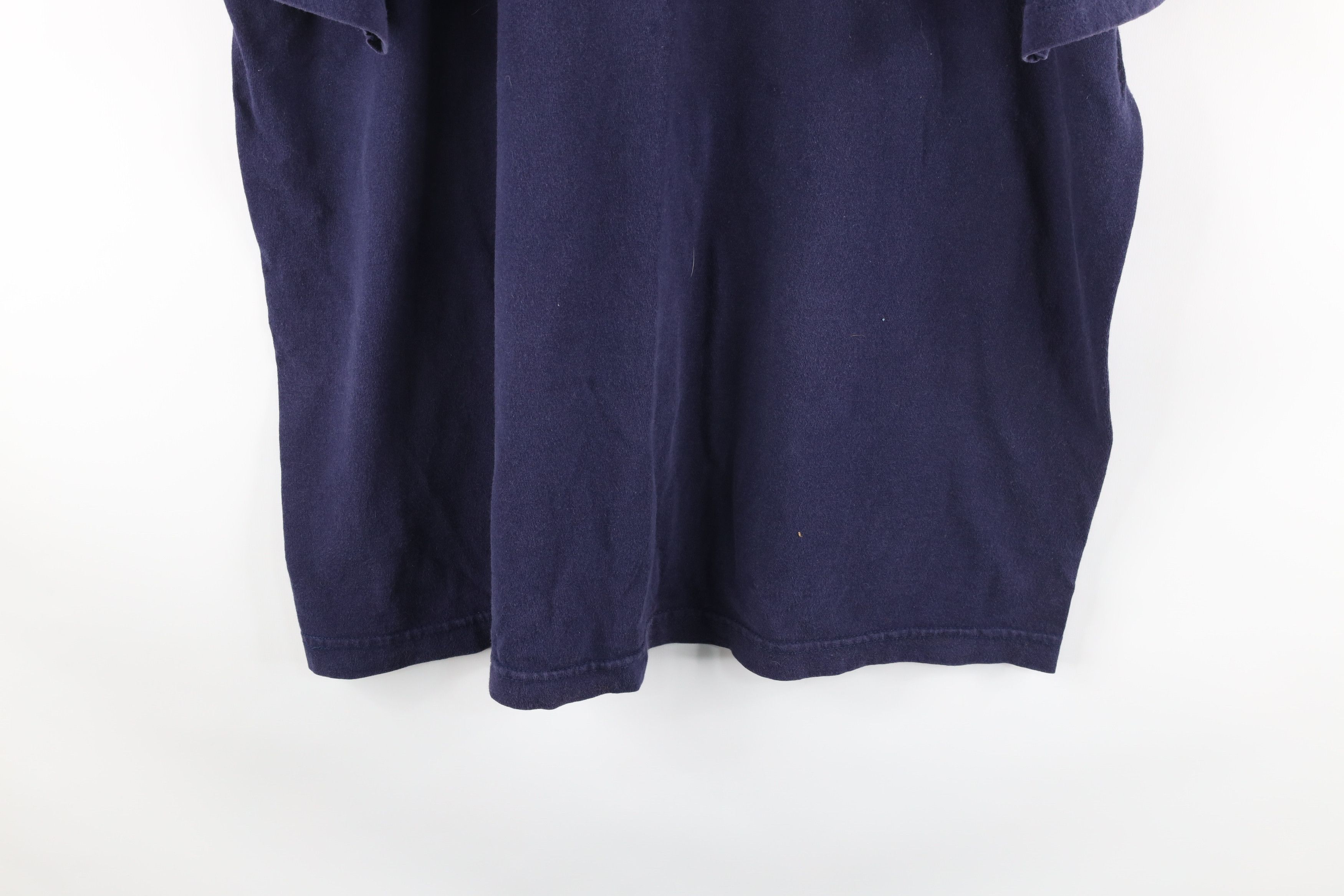 Guess Vintage Guess Center Box Logo T-Shirt Navy Blue Cotton Size US XL / EU 56 / 4 - 8 Thumbnail