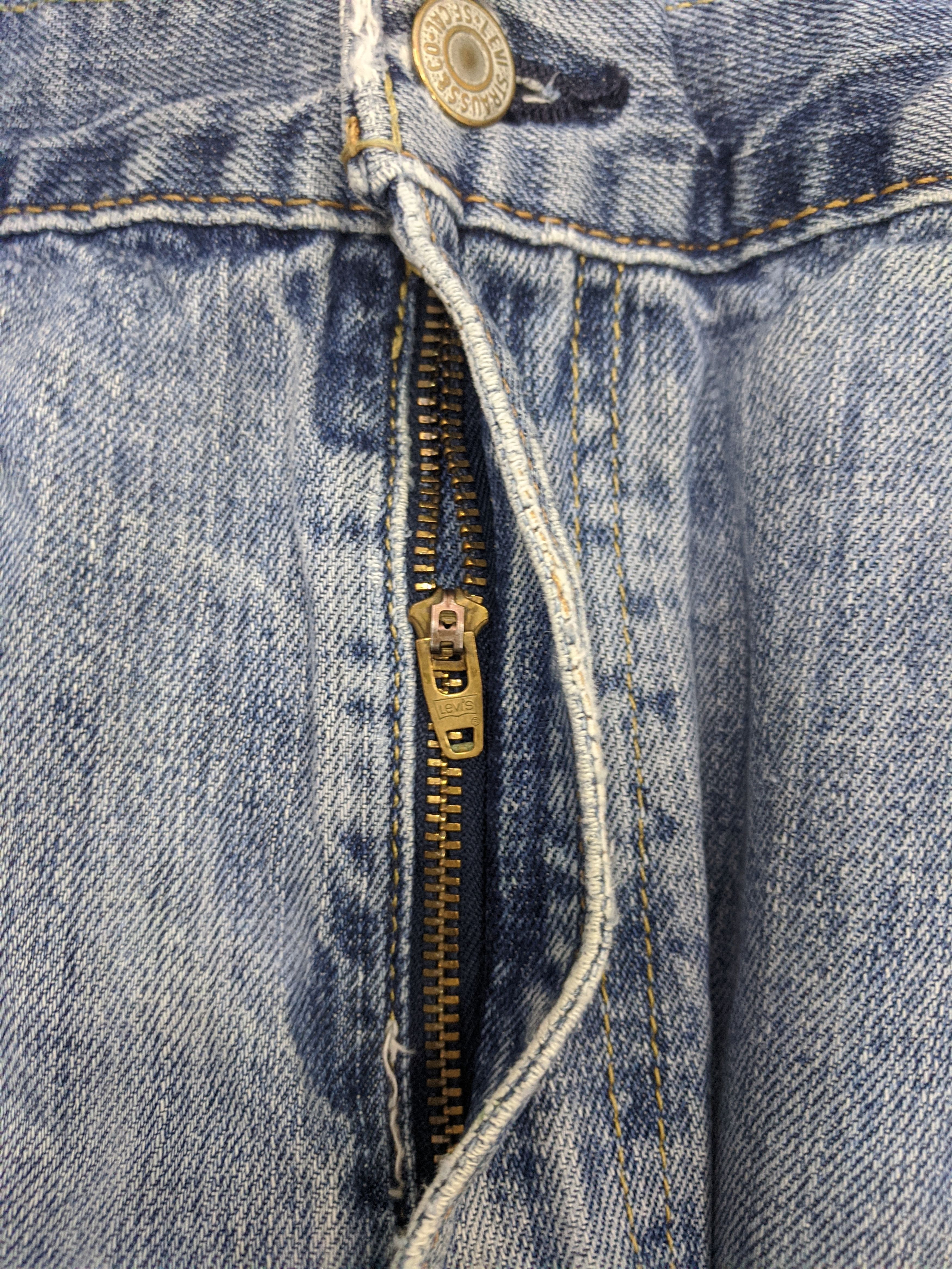 Levi's Vintage Levis 505 Light Wash Jeans DP1013 Size US 36 / EU 52 - 8 Thumbnail
