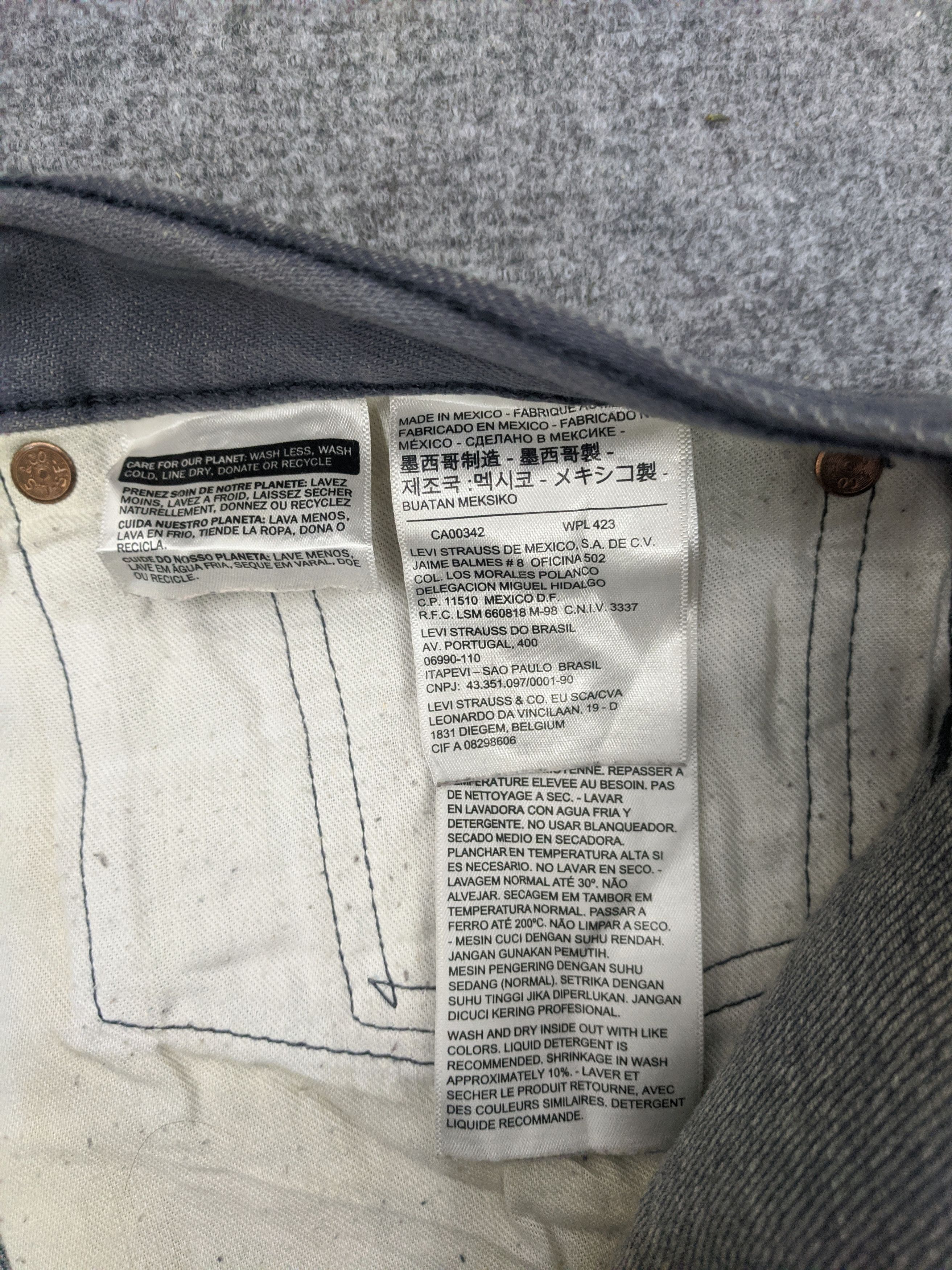 Levi's Vintage Levis 501 Jeans DP1011 Size US 39 - 7 Thumbnail