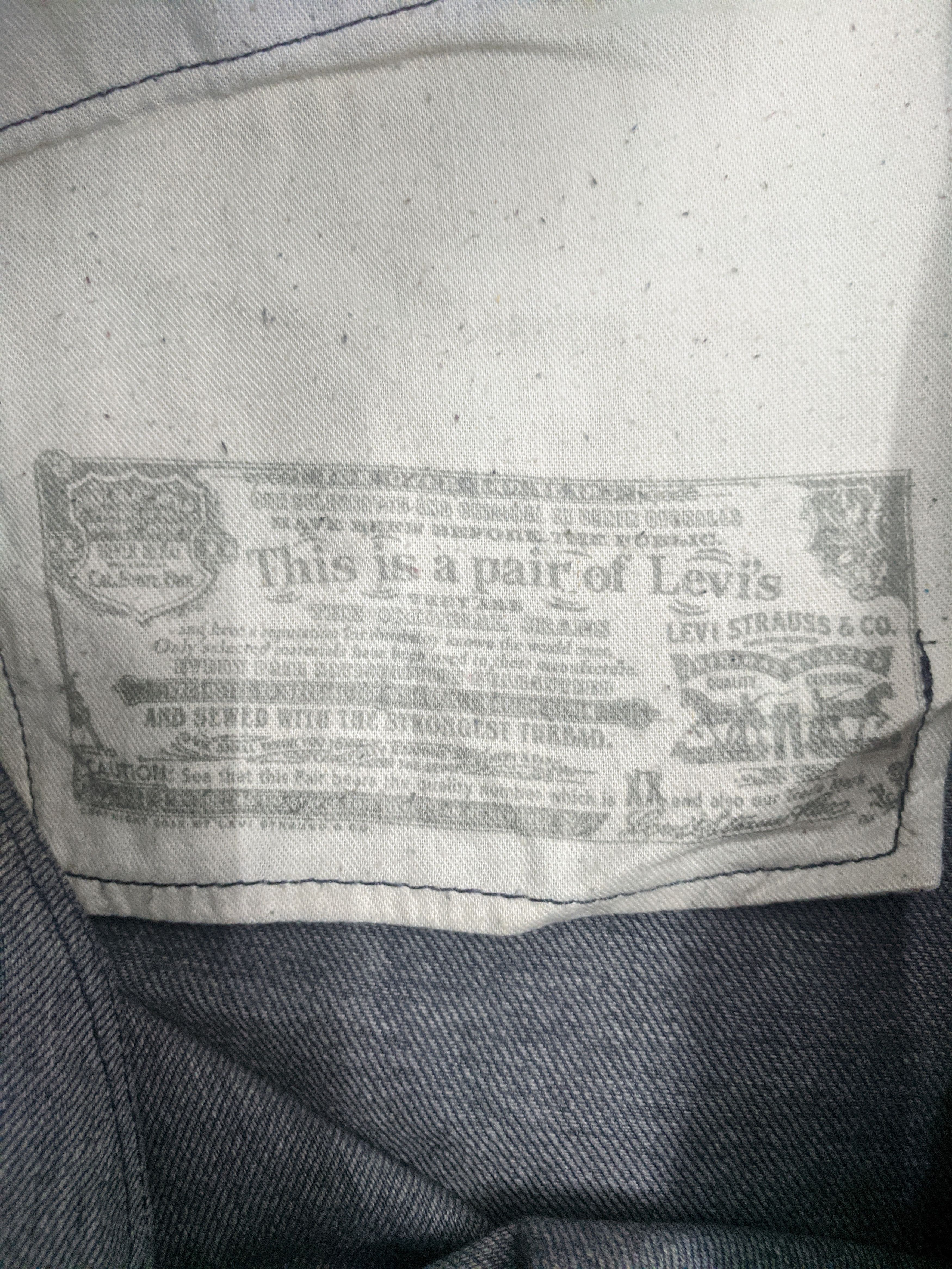 Levi's Vintage Levis 501 Jeans DP1011 Size US 39 - 16 Thumbnail
