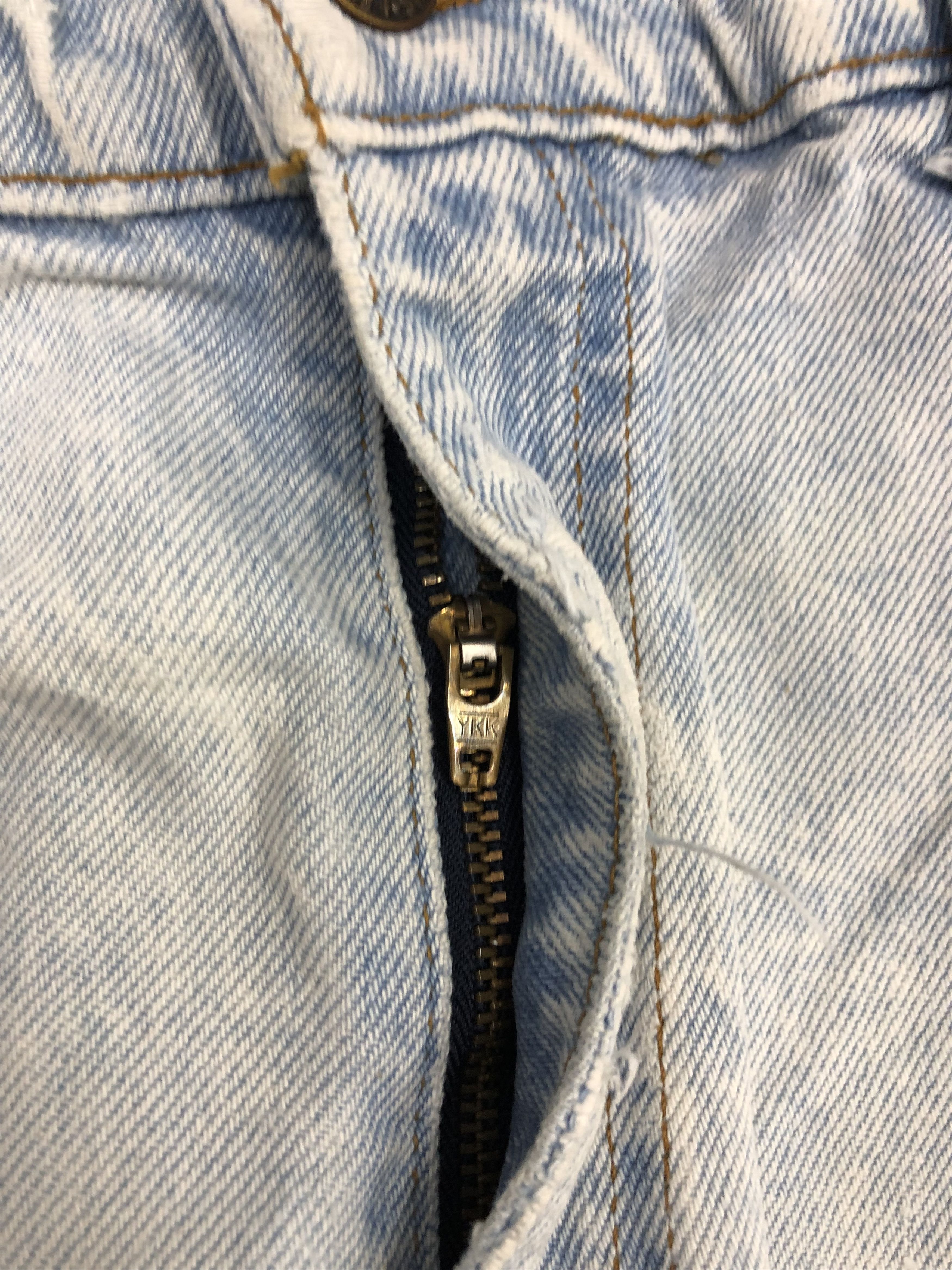 Levi's Vintage Levis Distressed Denim Jeans DP1003 Size US 35 - 8 Thumbnail