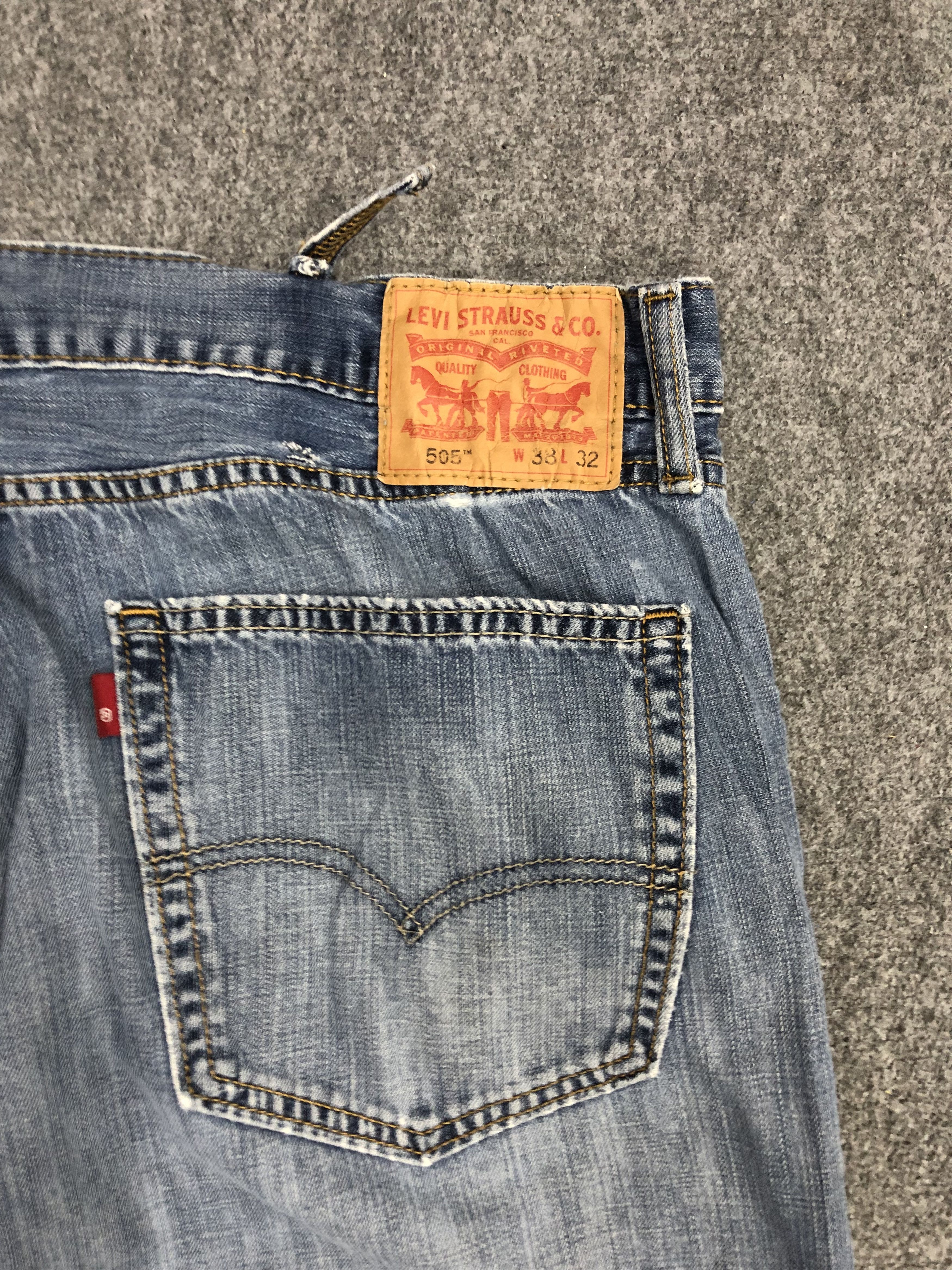 Levi's × Vintage Vintage Levis 505 Light Wash Jeans DP0997 Size US 37 - 12 Thumbnail