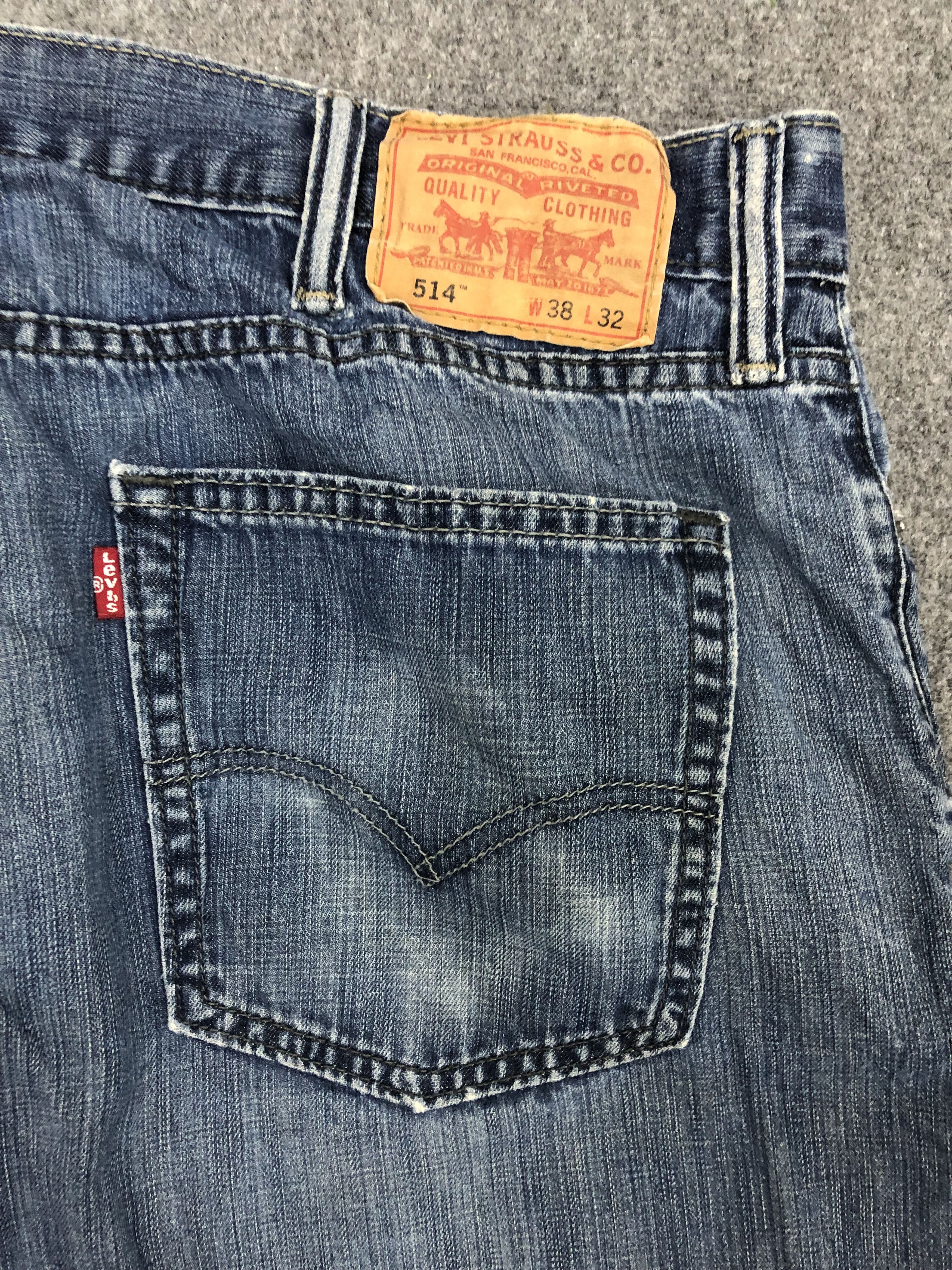 Levi's Vintage Levis 514 Jeans DP1035 Size US 39 - 12 Thumbnail