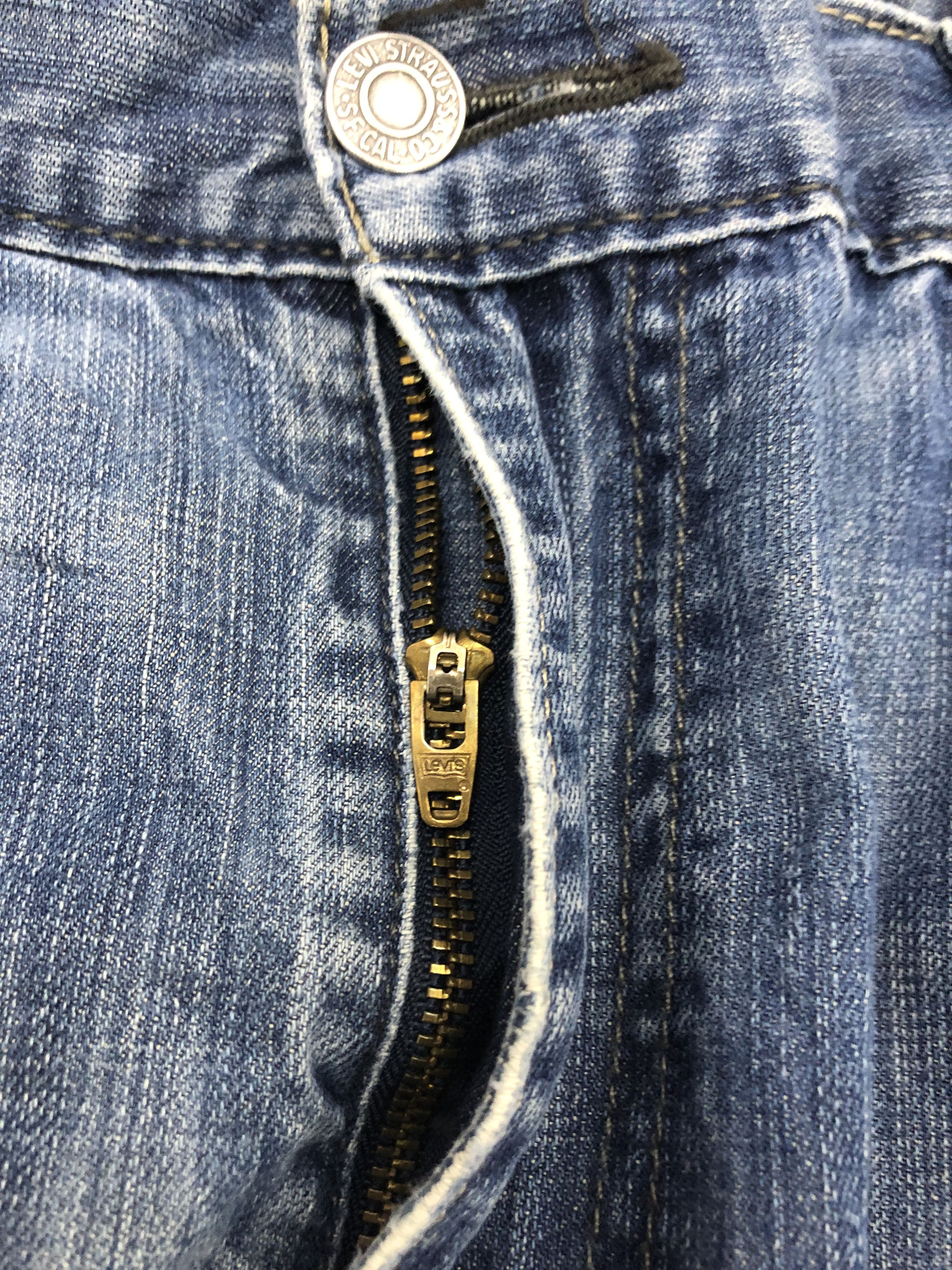 Levi's Vintage Levis 514 Jeans DP1035 Size US 39 - 11 Thumbnail