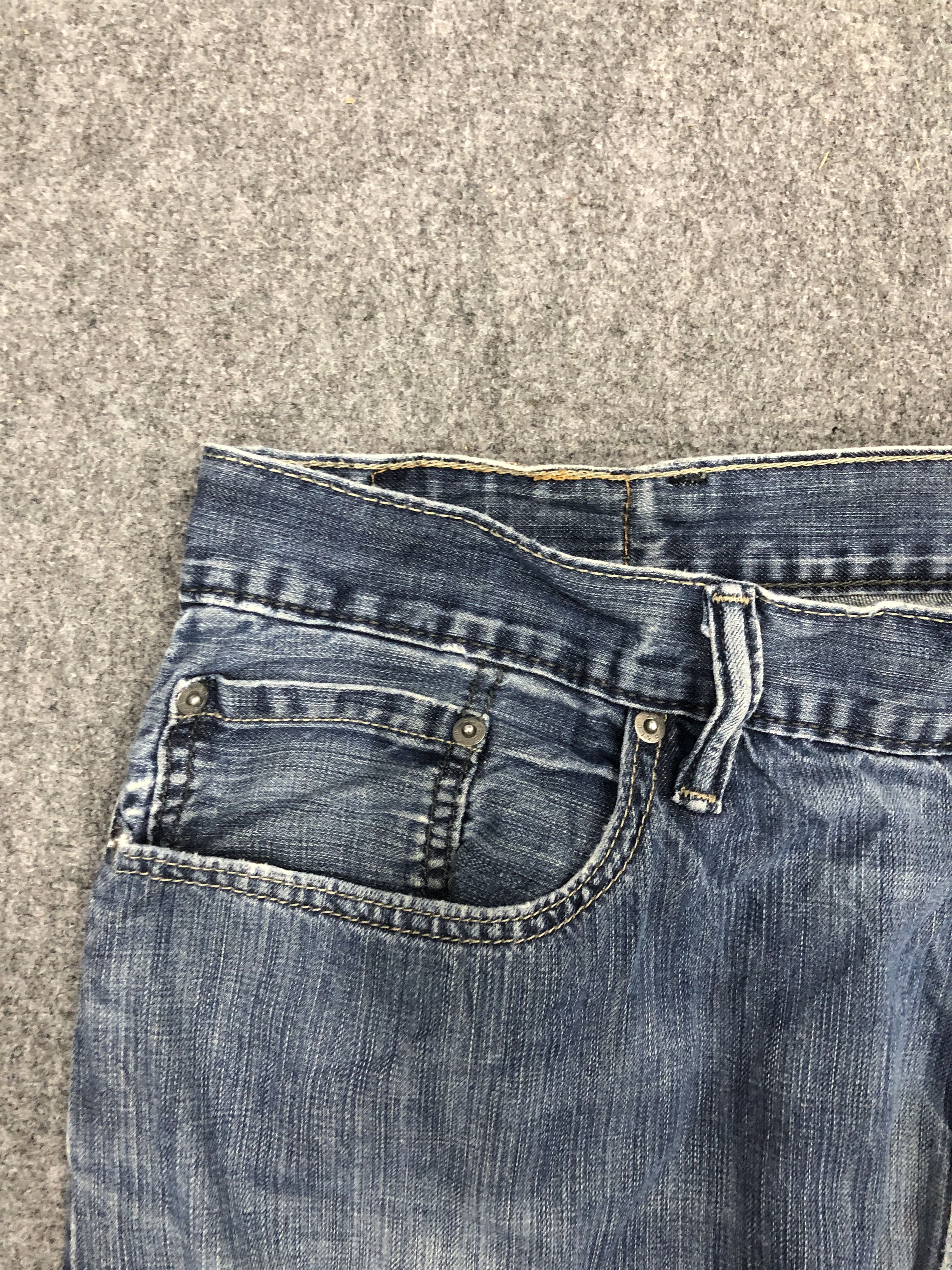 Levi's Vintage Levis 514 Jeans DP1035 Size US 39 - 9 Thumbnail